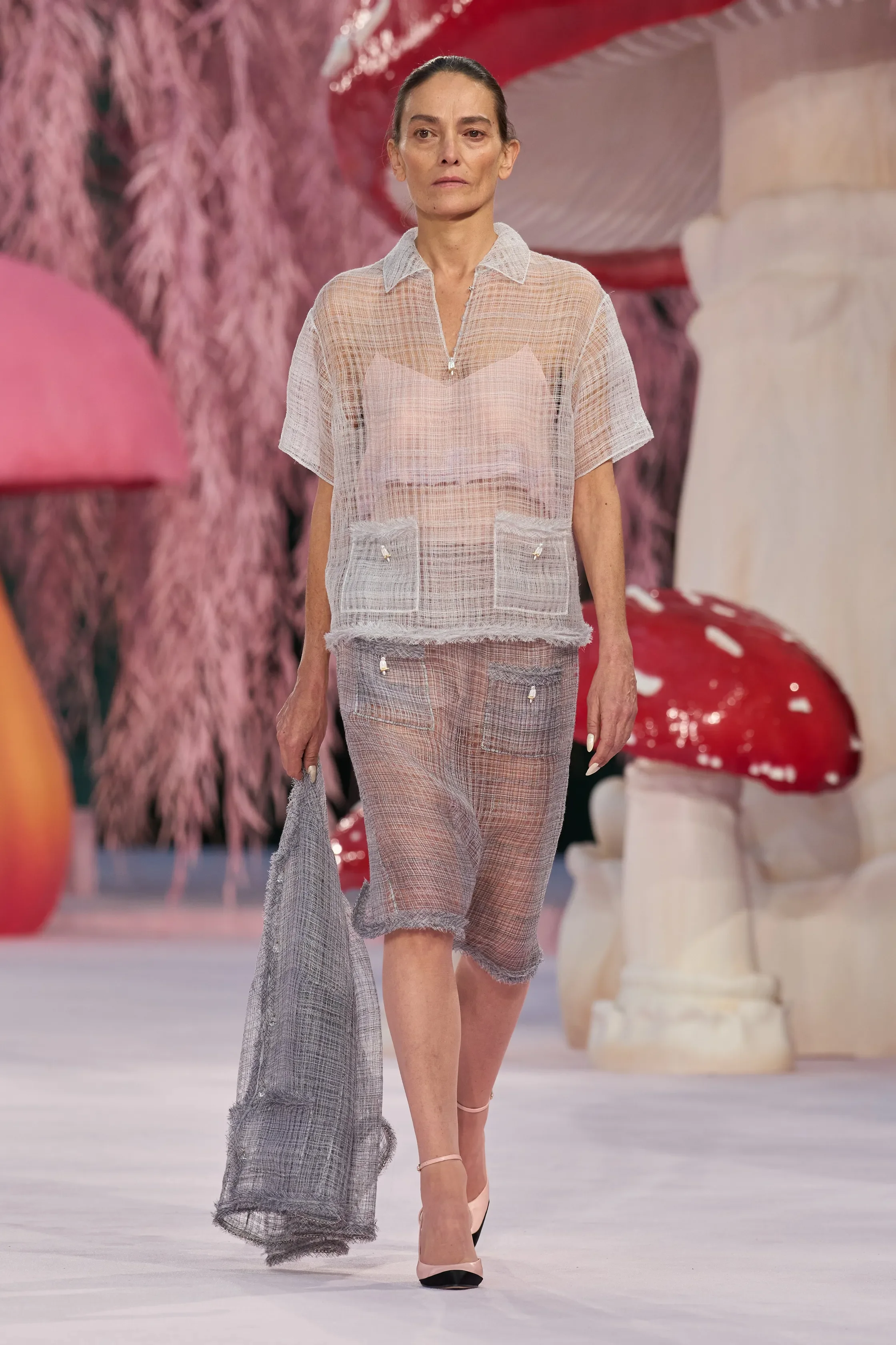 00015-chanel-spring-2026-couture-credit-gorunway.webp