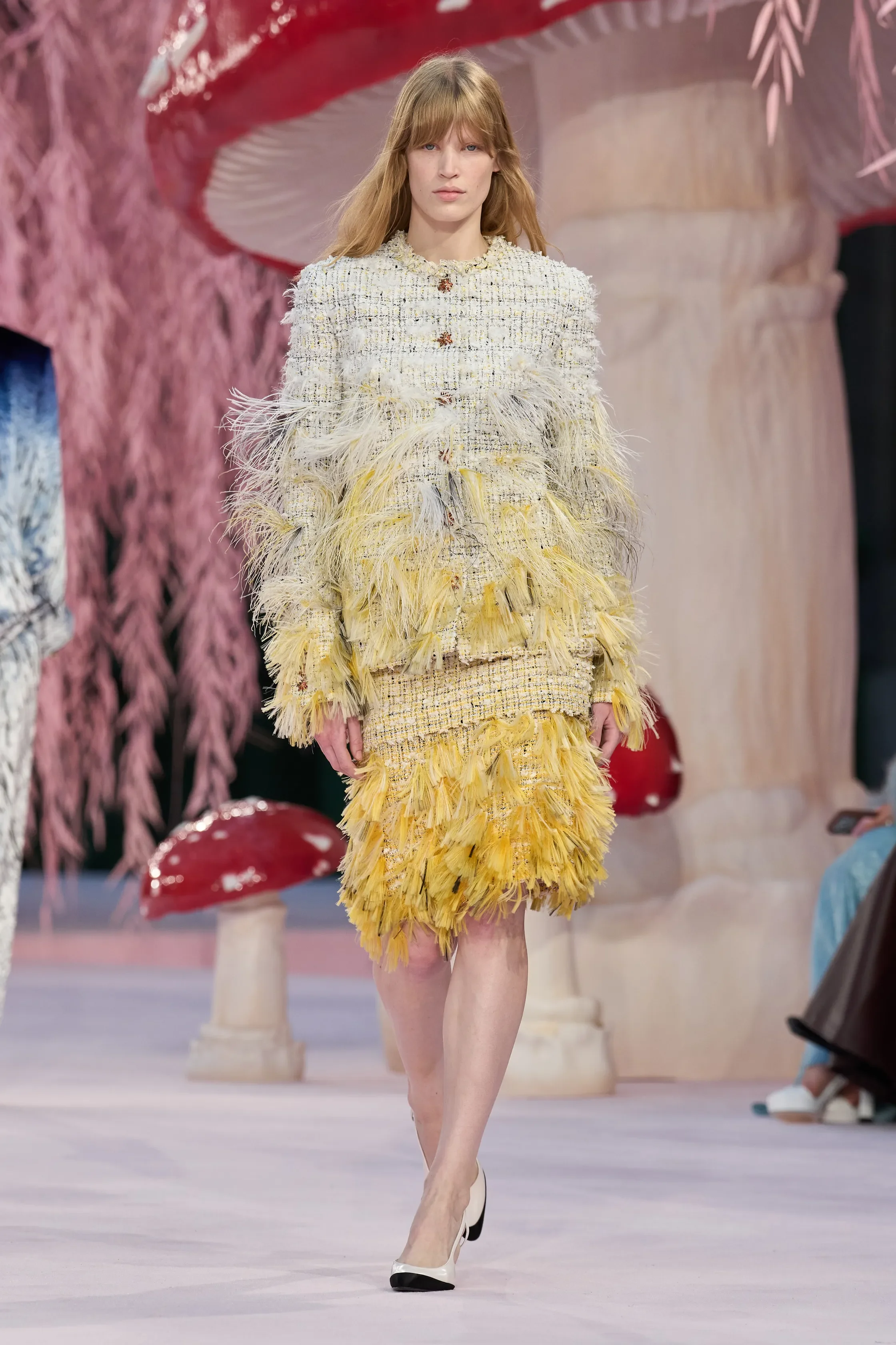 00048-chanel-spring-2026-couture-credit-gorunway.webp