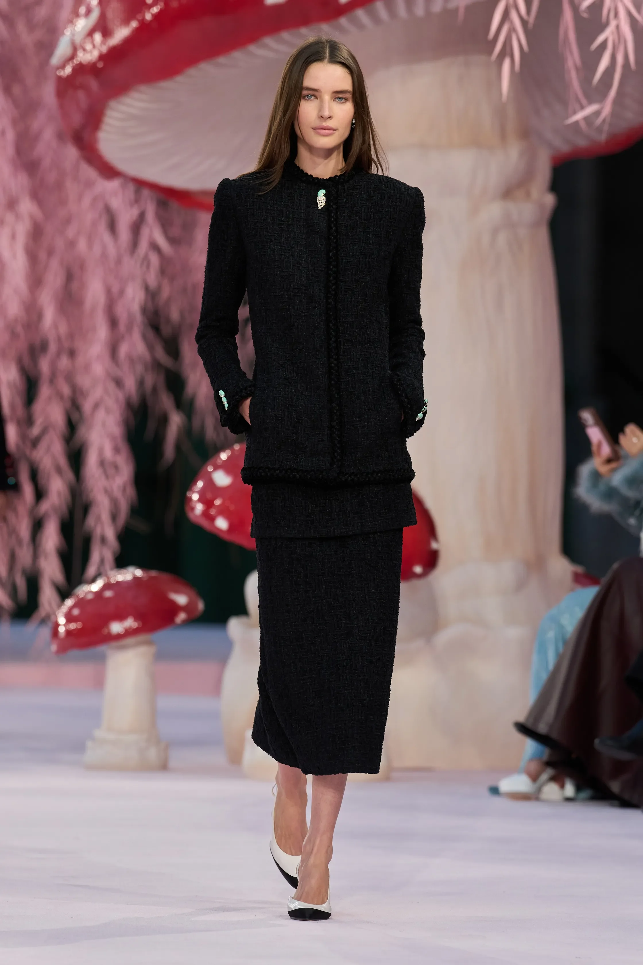 00052-chanel-spring-2026-couture-credit-gorunway.webp