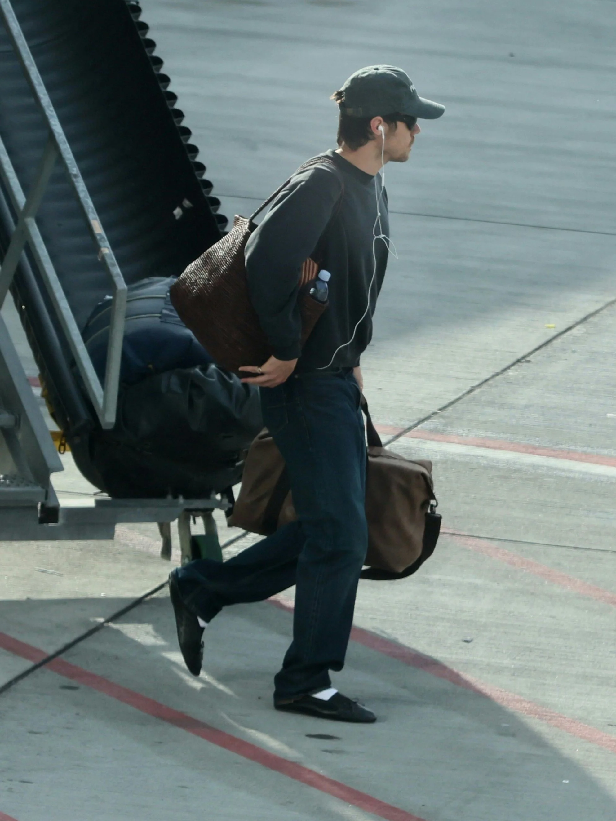 Are Men Ready for Ballet Flats? Harry Styles Sparks a Menswear Trend