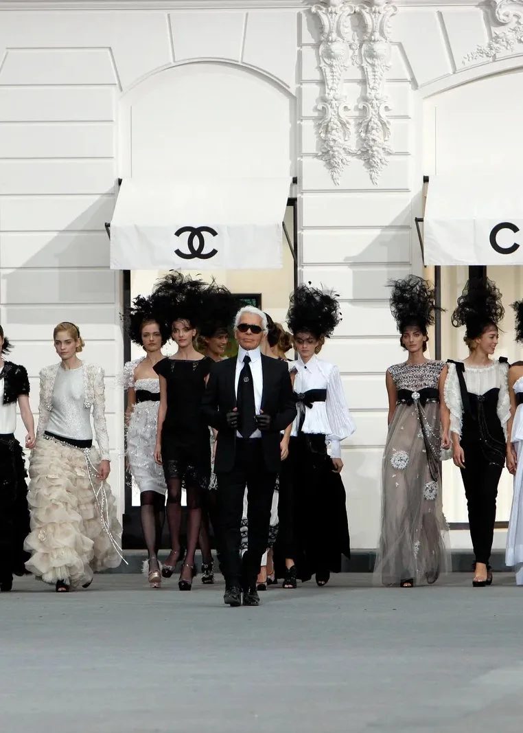 Karl Lagerfeld’s 15 Most Incredible Chanel Shows