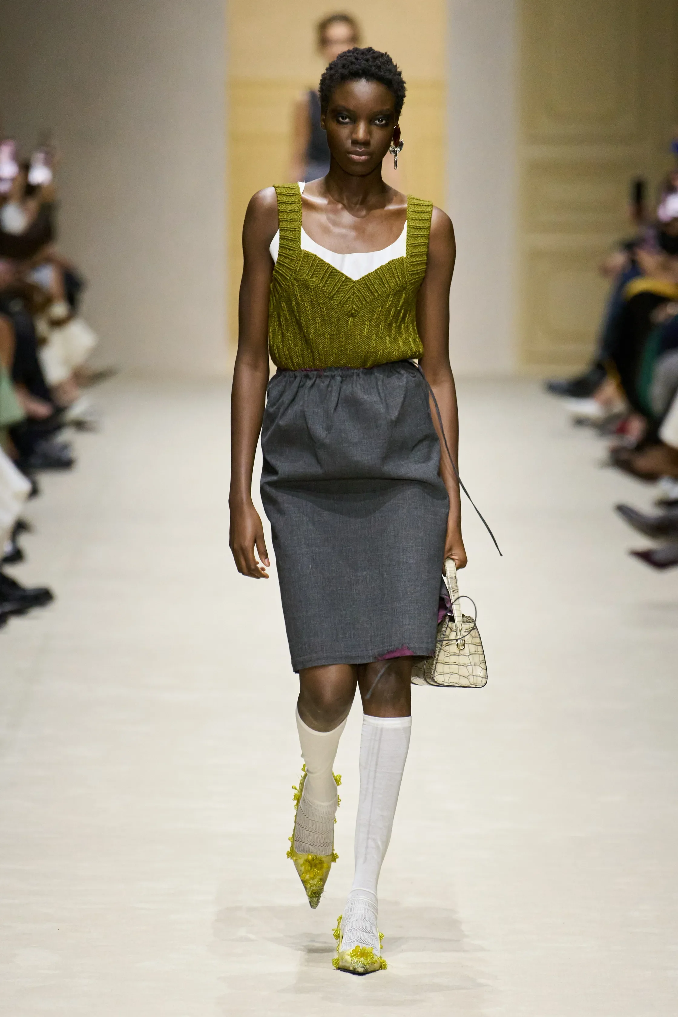 00054-prada-fall-2026-ready-to-wear-credit-gorunway.webp
