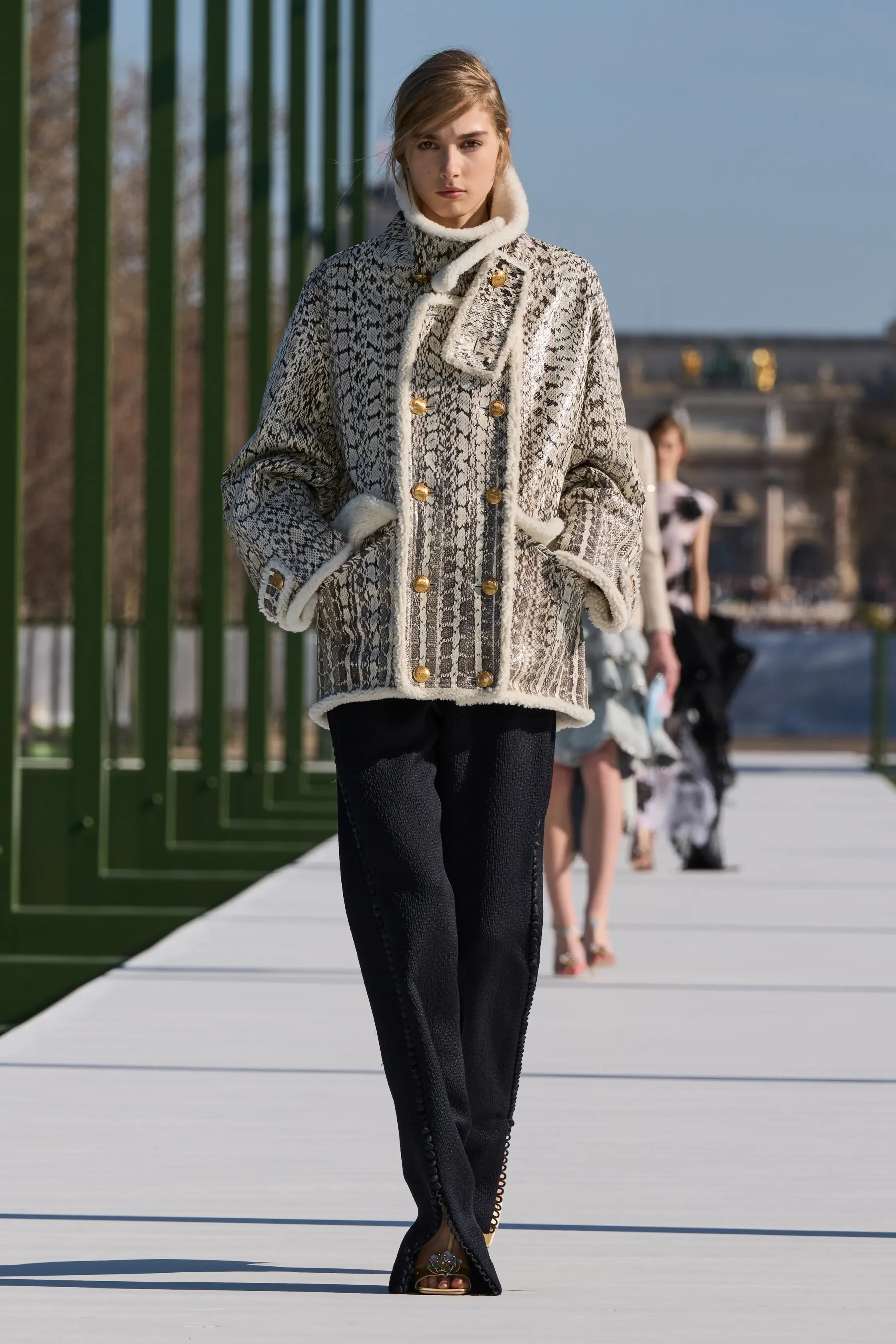 00028-christian-dior-fall-2026-ready-to-wear-credit-gorunway.webp