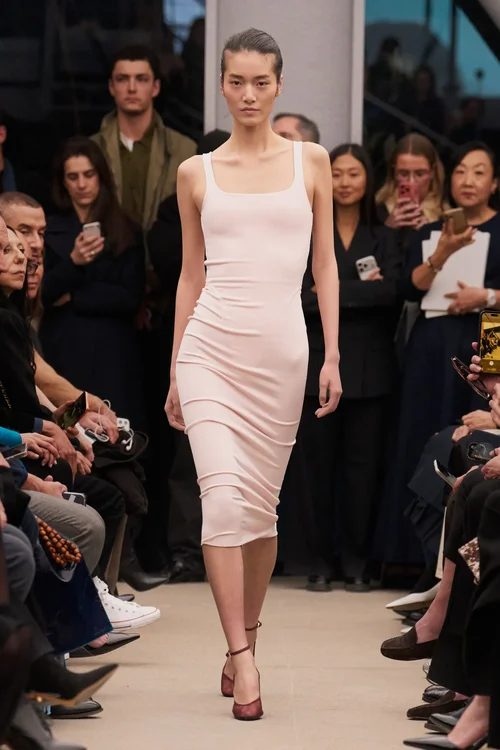 Azzedine Alaïa Fall 2026 Ready to Wear Collection Review — Éditaires
