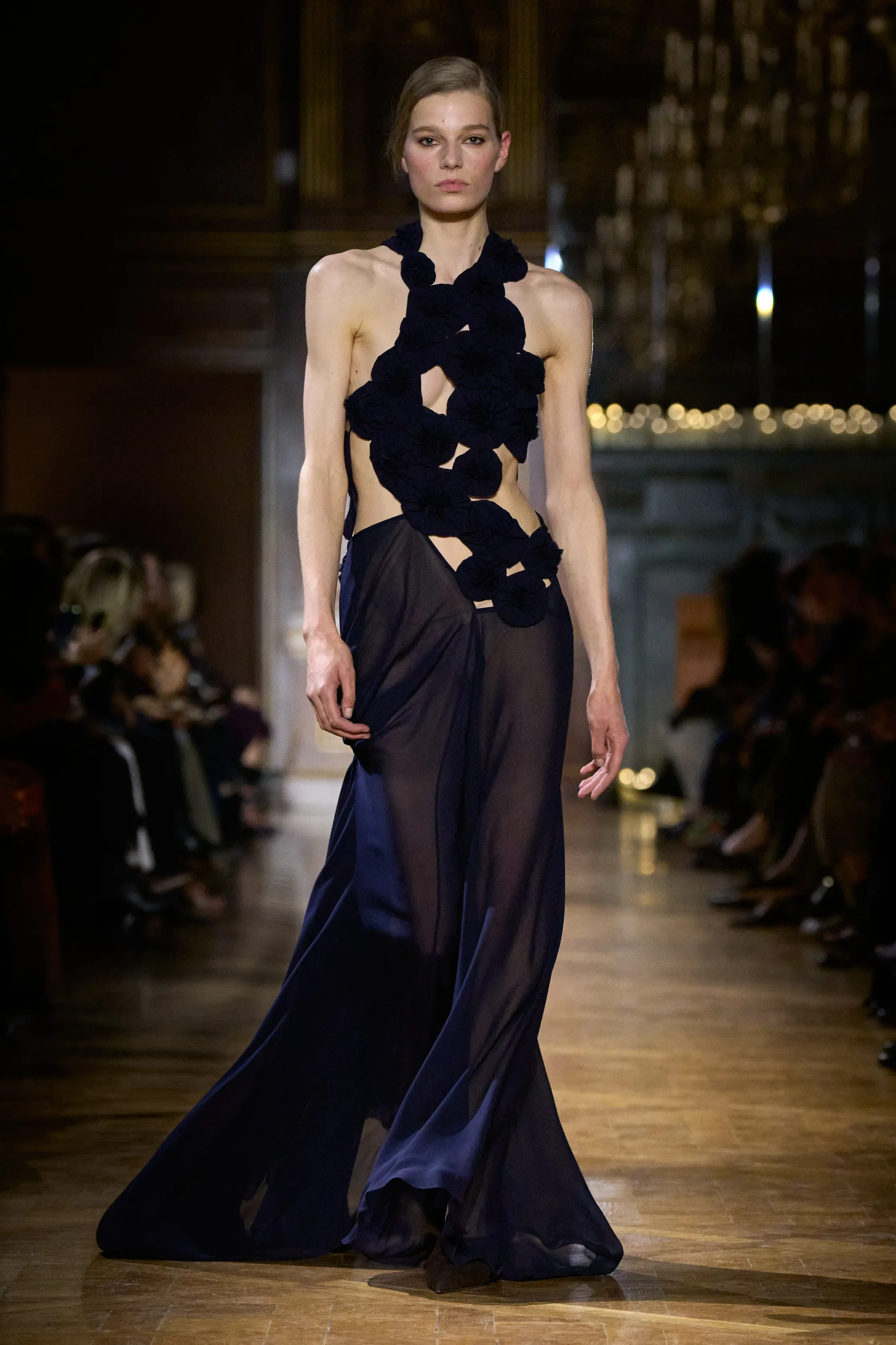 00011-victoria-beckham-fall-2026-ready-to-wear-credit-gorunway.webp