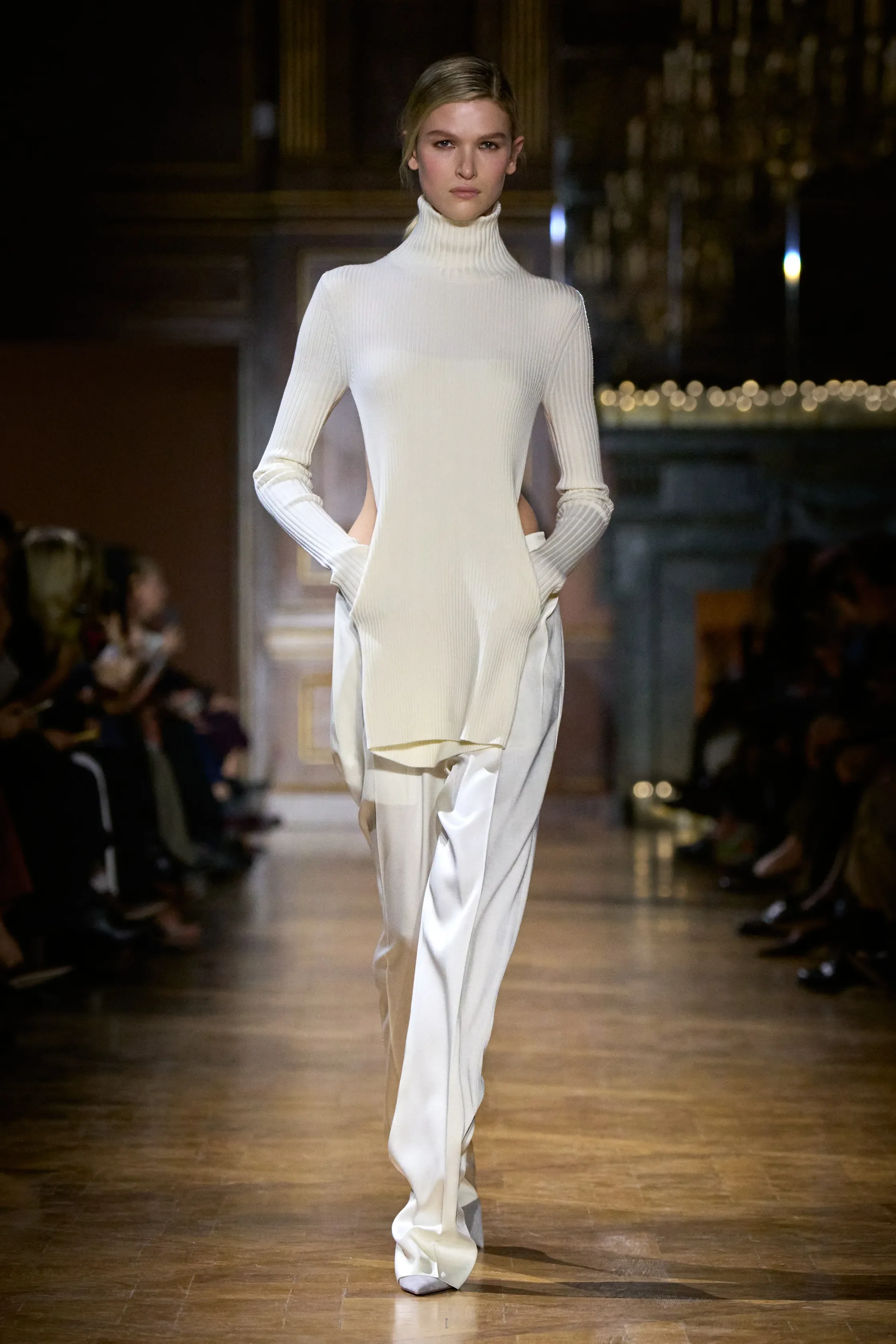 00030-victoria-beckham-fall-2026-ready-to-wear-credit-gorunway.webp