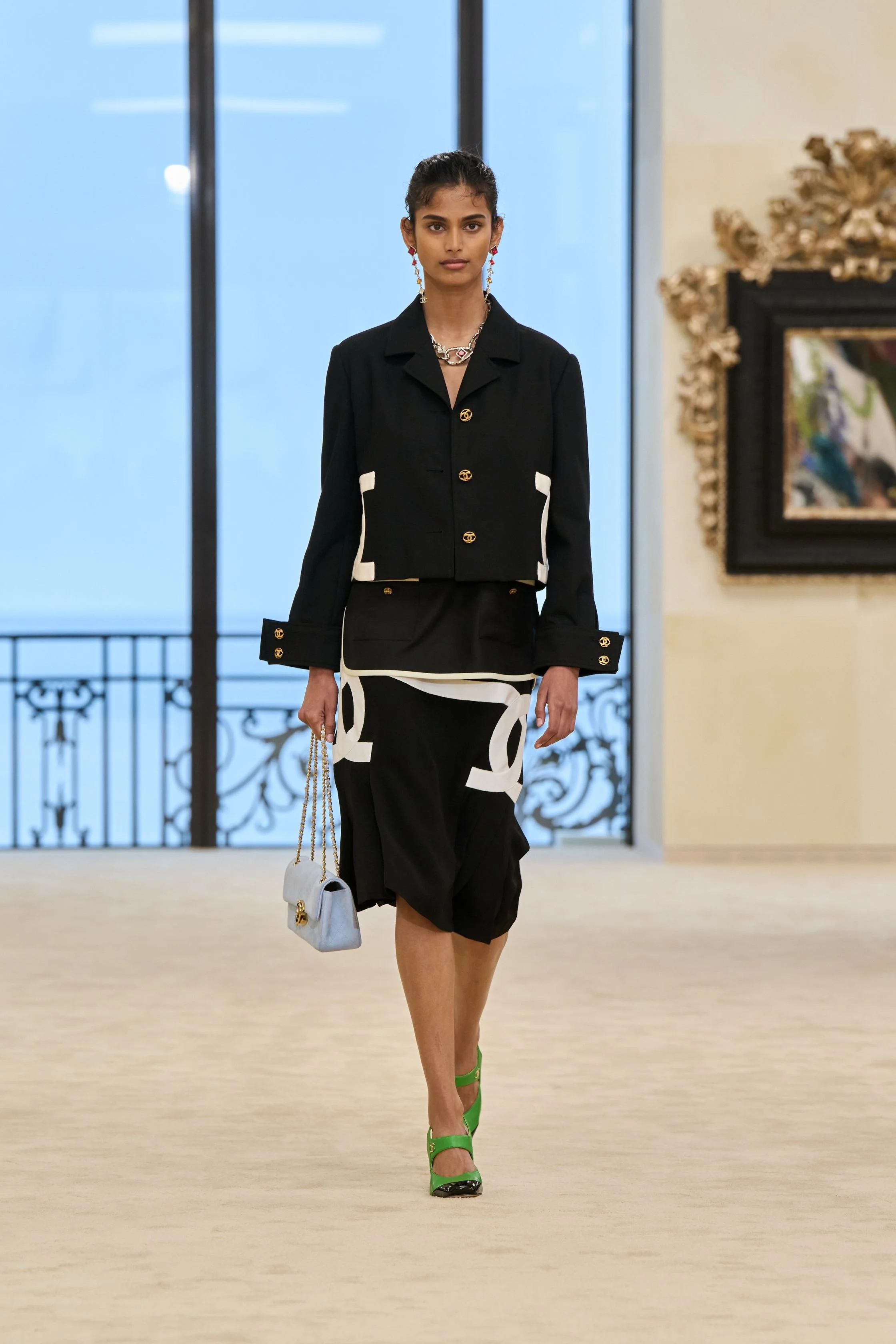 00005-chanel-resort-2027-credit-gorunway.jpg
