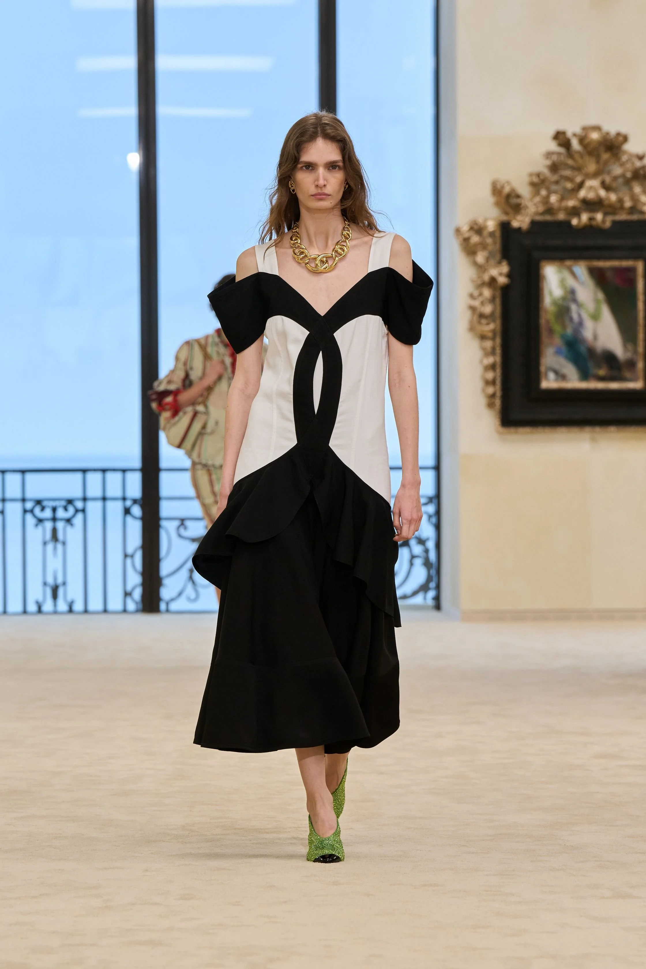 00023-chanel-resort-2027-credit-gorunway.jpg