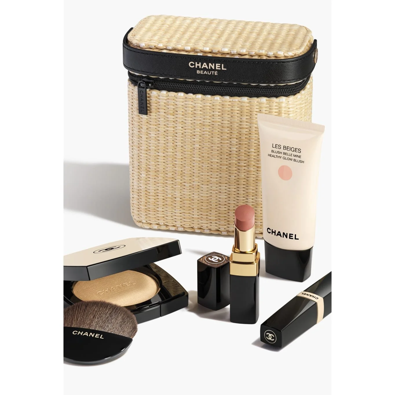 CHANEL Les Beiges Summer Essentials