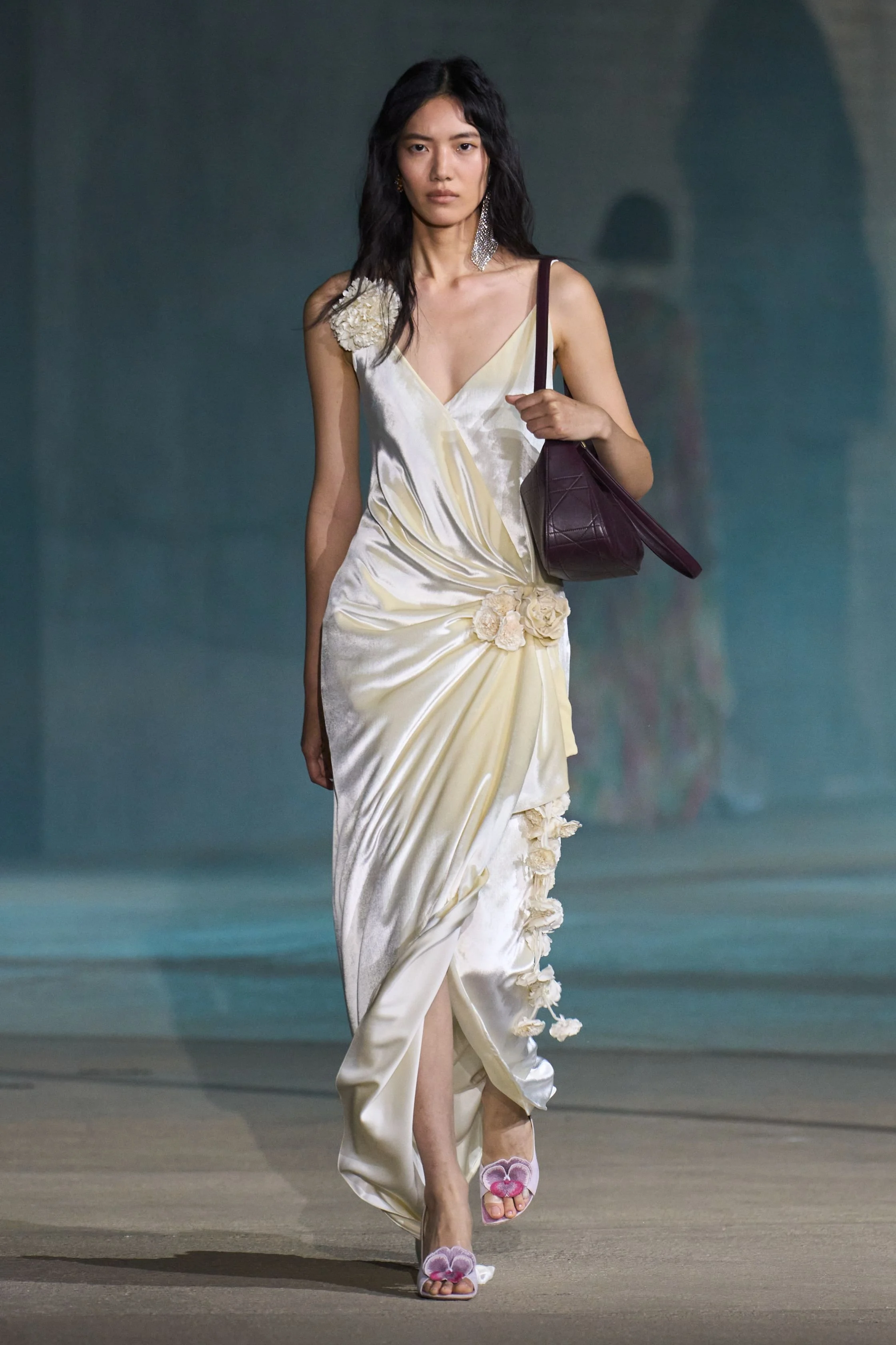 00022-christian-dior-resort-2027-credit-gorunway.jpg