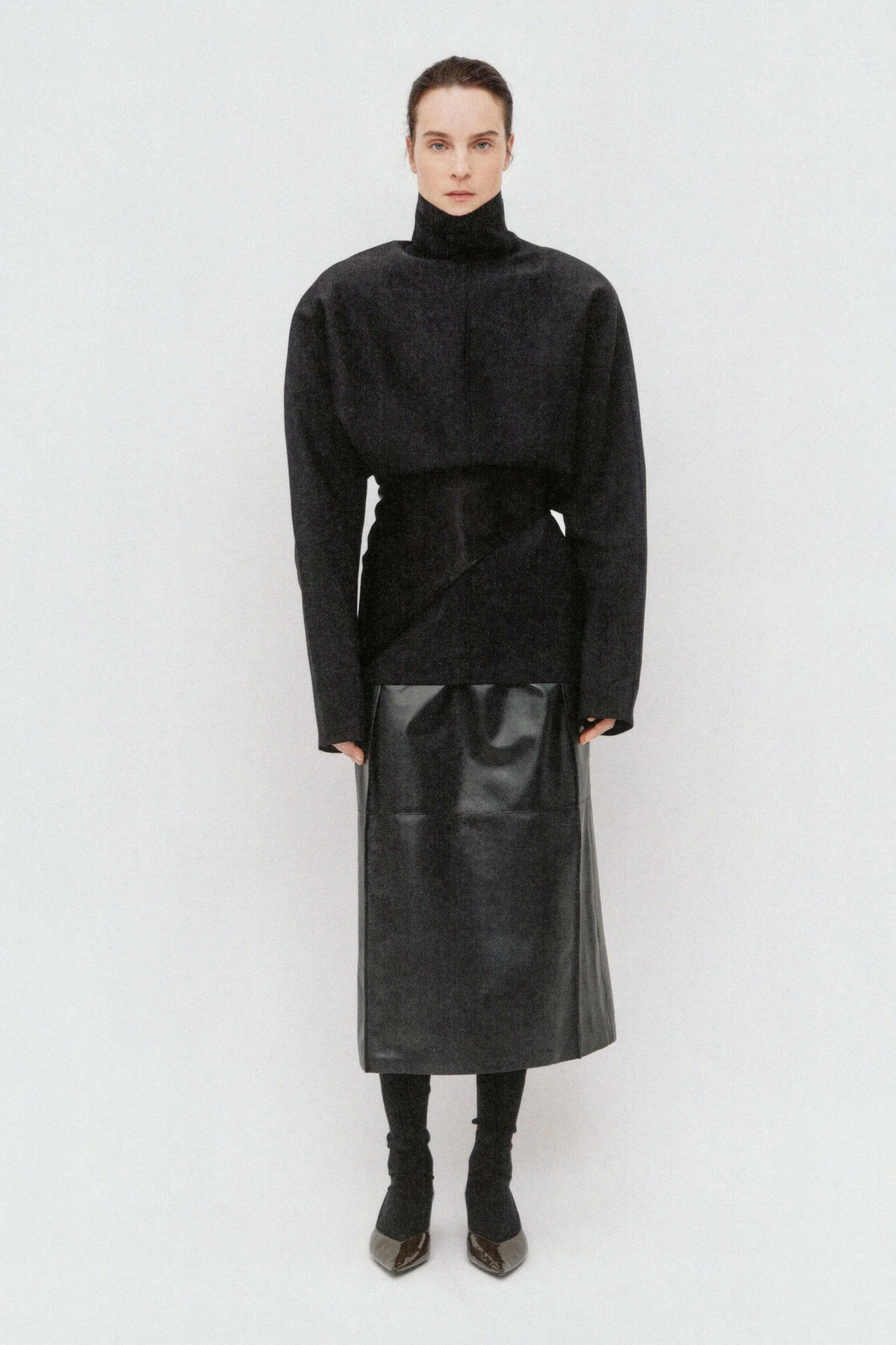 00006-carven-pre-fall-2026-credit-brand.jpg