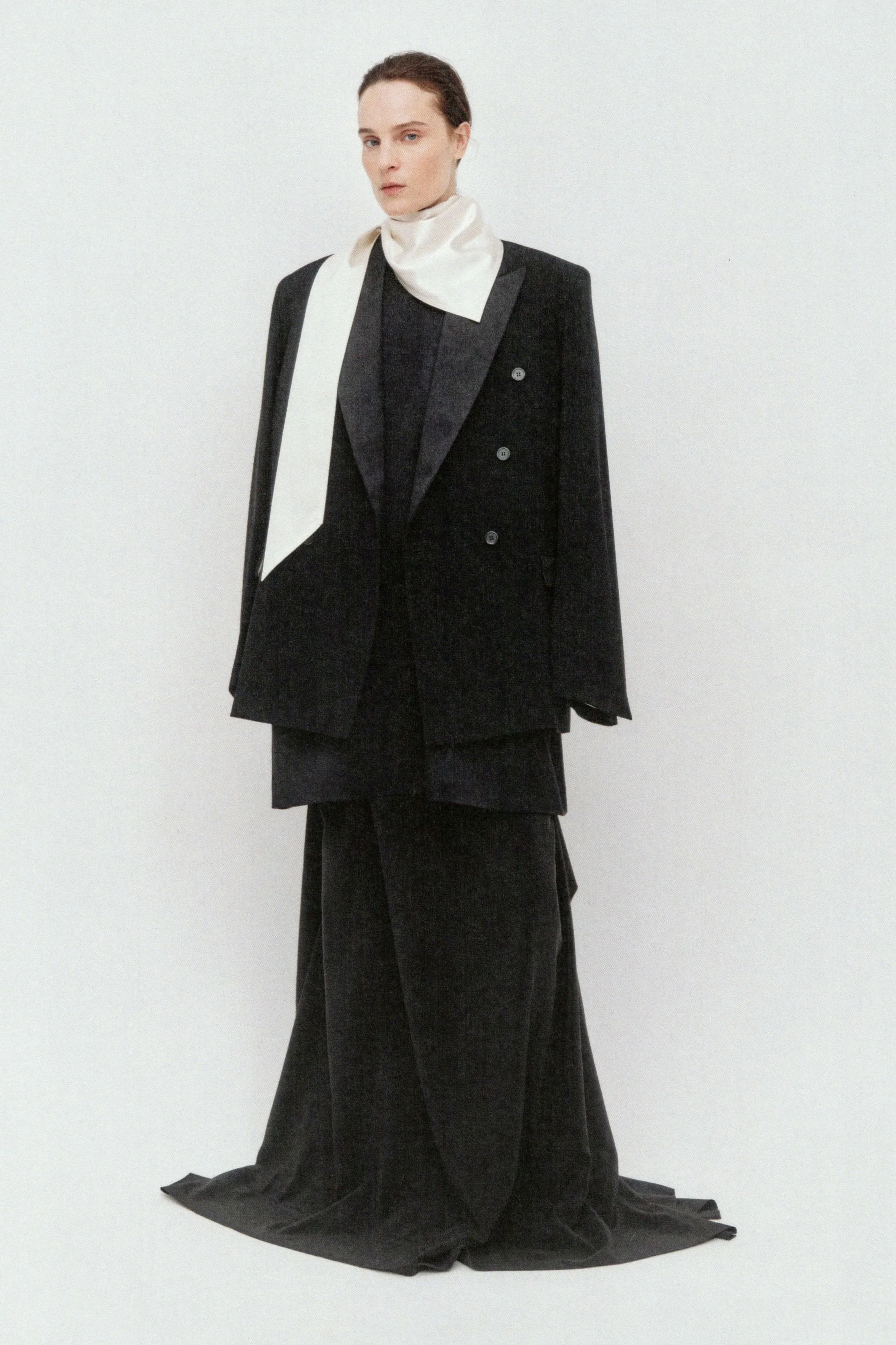 00030-carven-pre-fall-2026-credit-brand.jpg