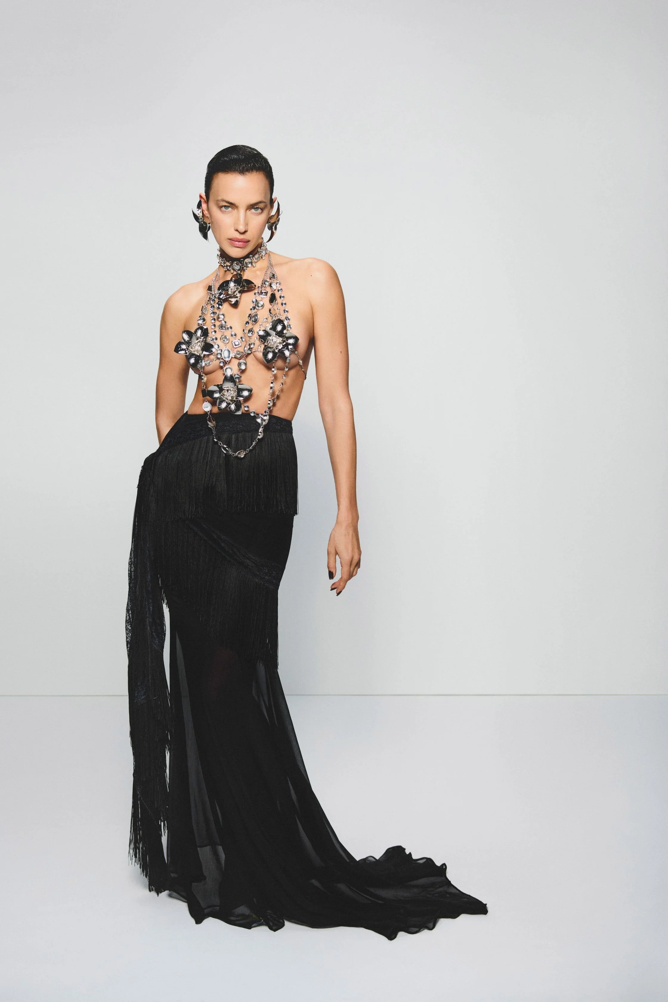00002-blumarine-resort-2027-credit-brand.jpg