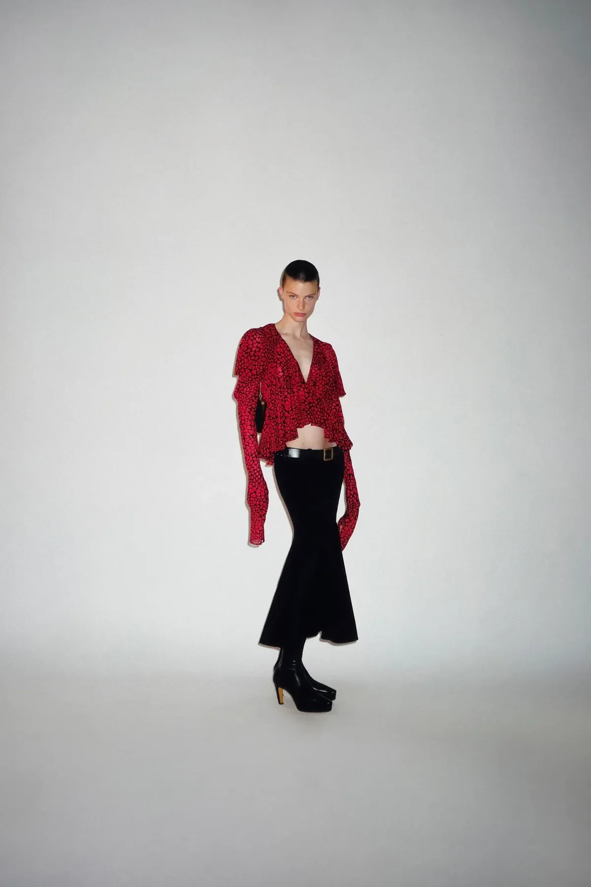 00044-khaite-resort-2027-credit-brand.jpg.webp
