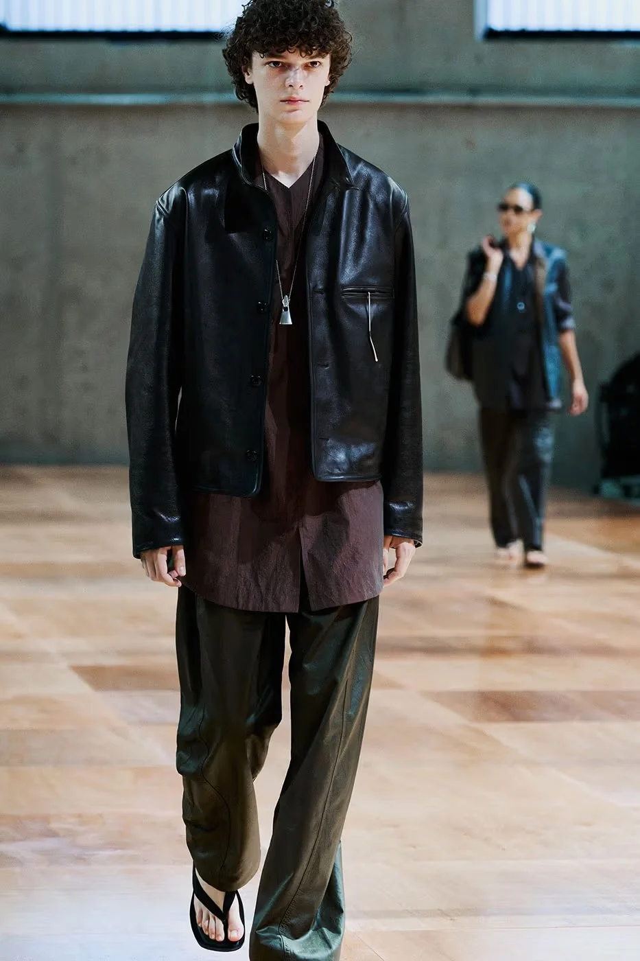 https___hypebeast.com_image_2026_06_24_lemaire-ss27-paris-fashion-week-runway-collection-018.jpeg