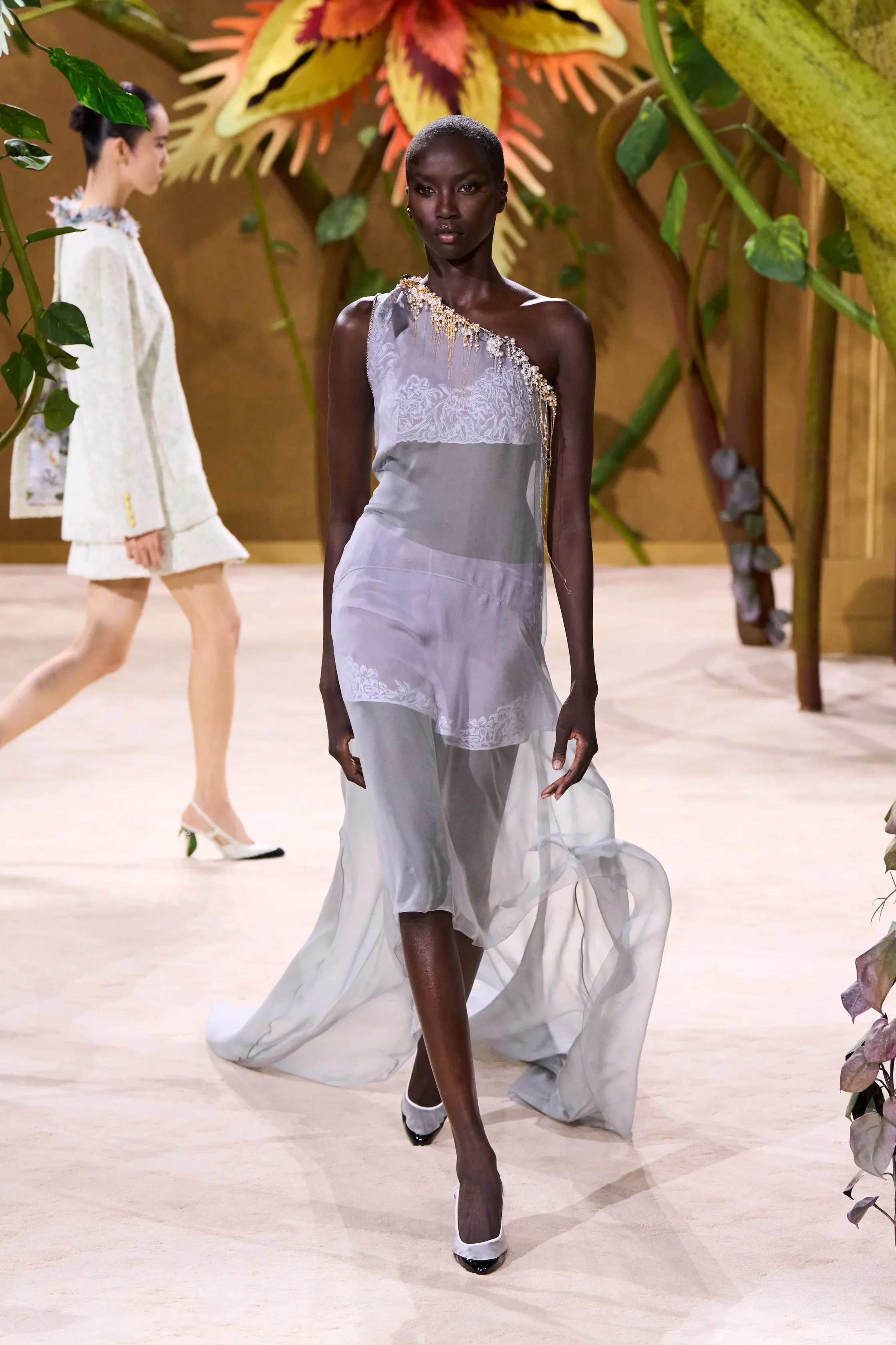 00036-chanel-fall-2026-couture-credit-gorunway.webp