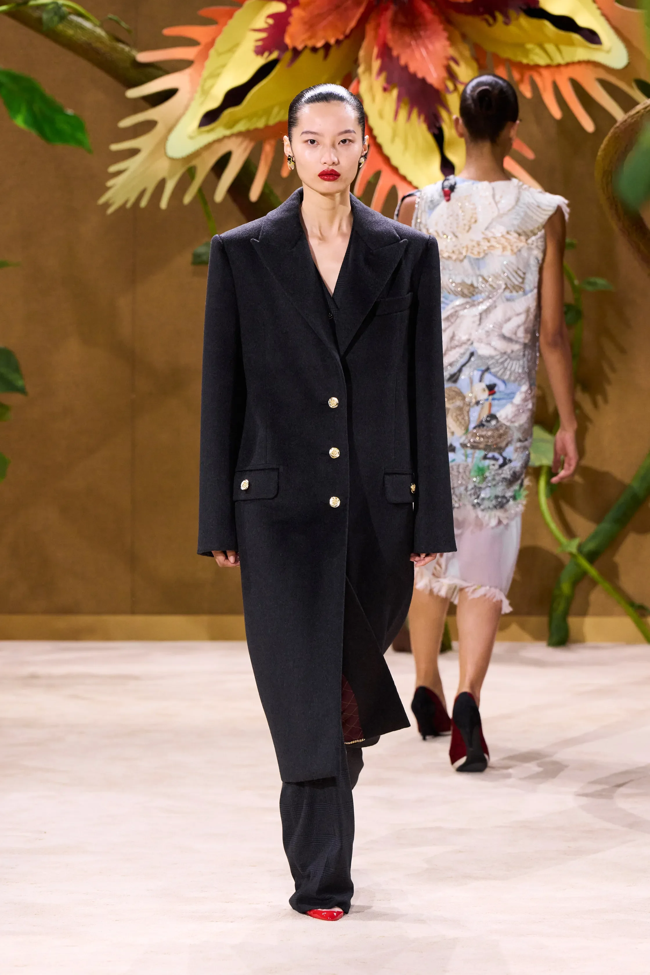 00042-chanel-fall-2026-couture-credit-gorunway.webp