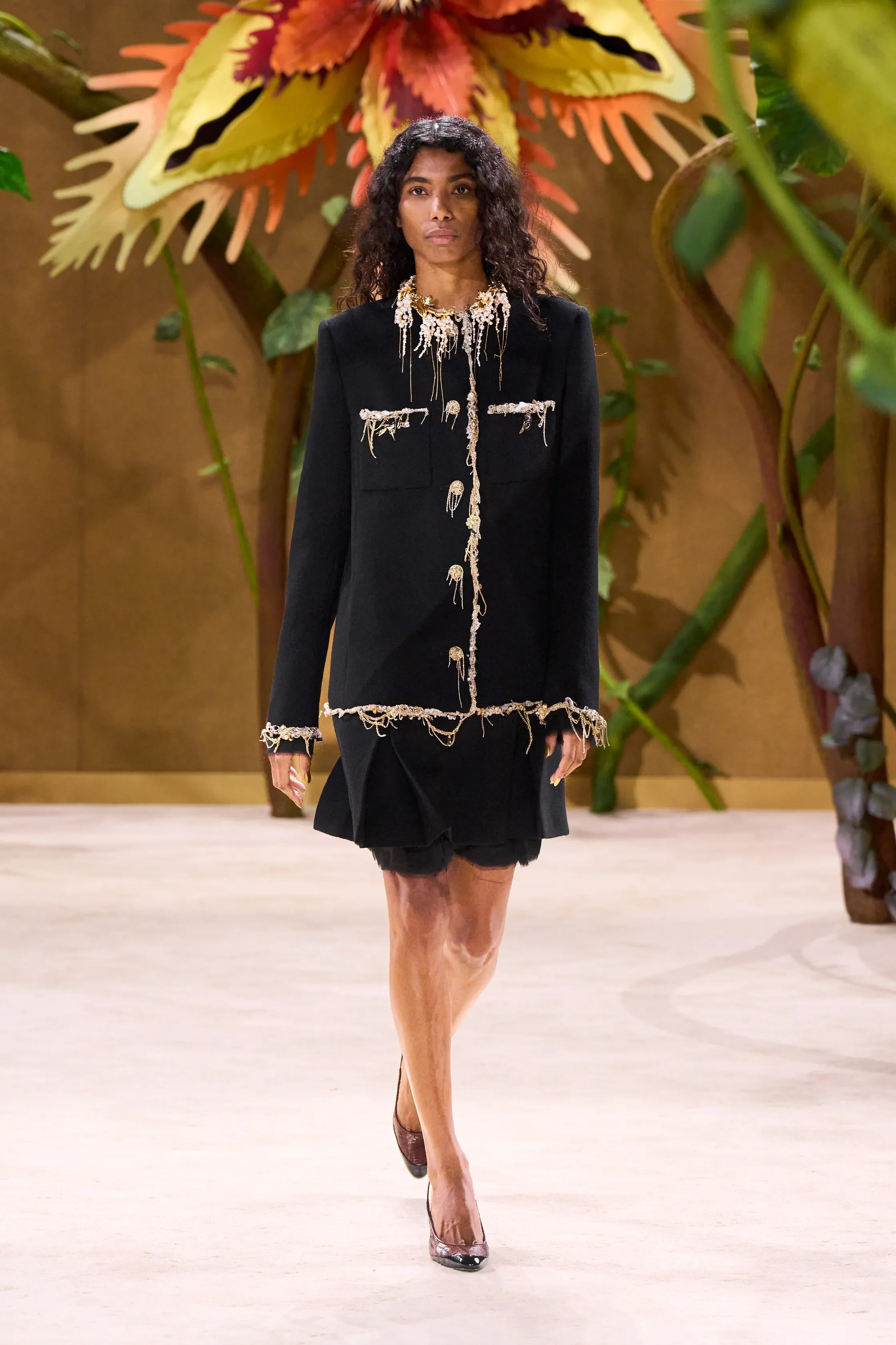 00061-chanel-fall-2026-couture-credit-gorunway.webp