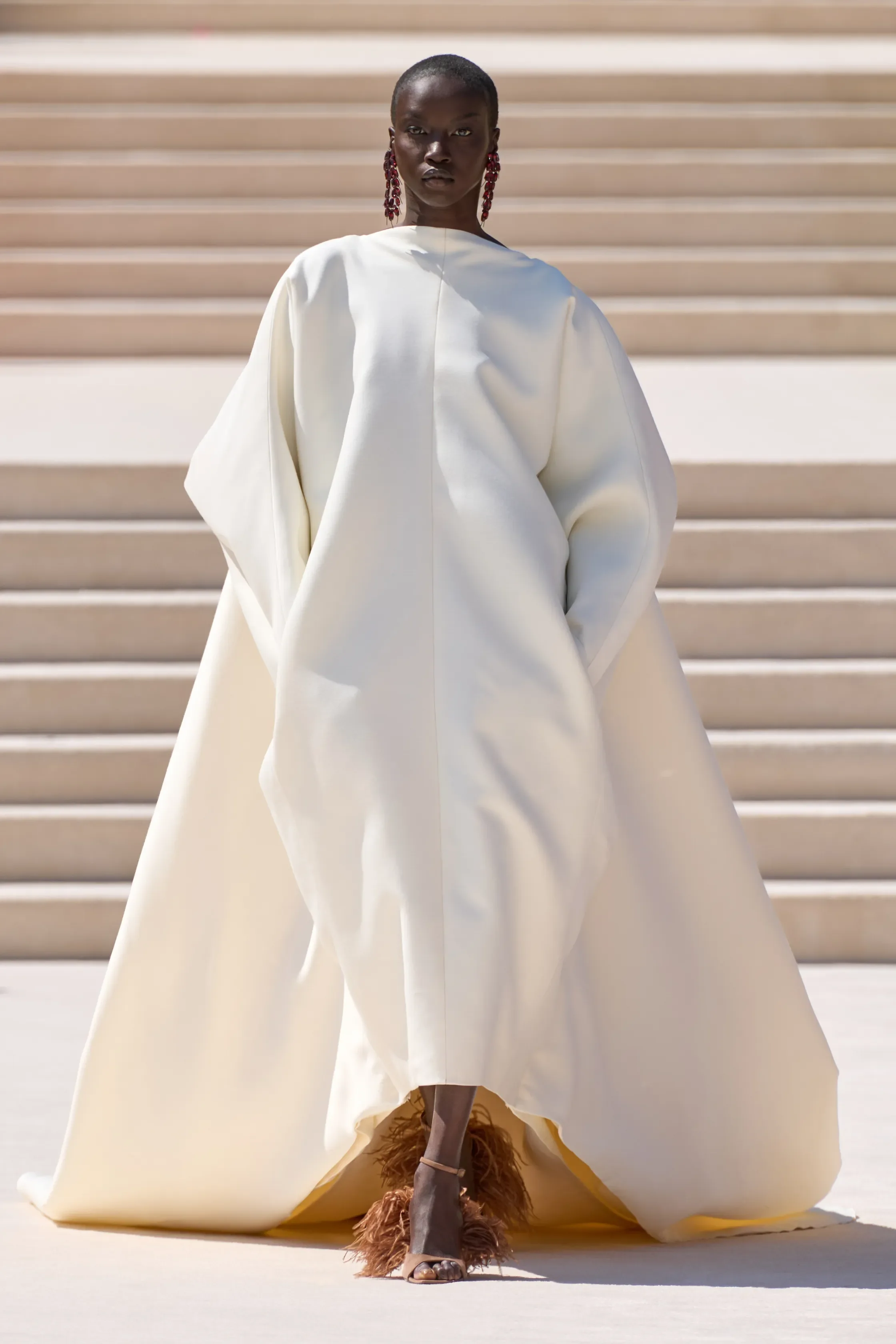 00052-balenciaga-fall-2026-couture-credit-gorunway.jpg.webp