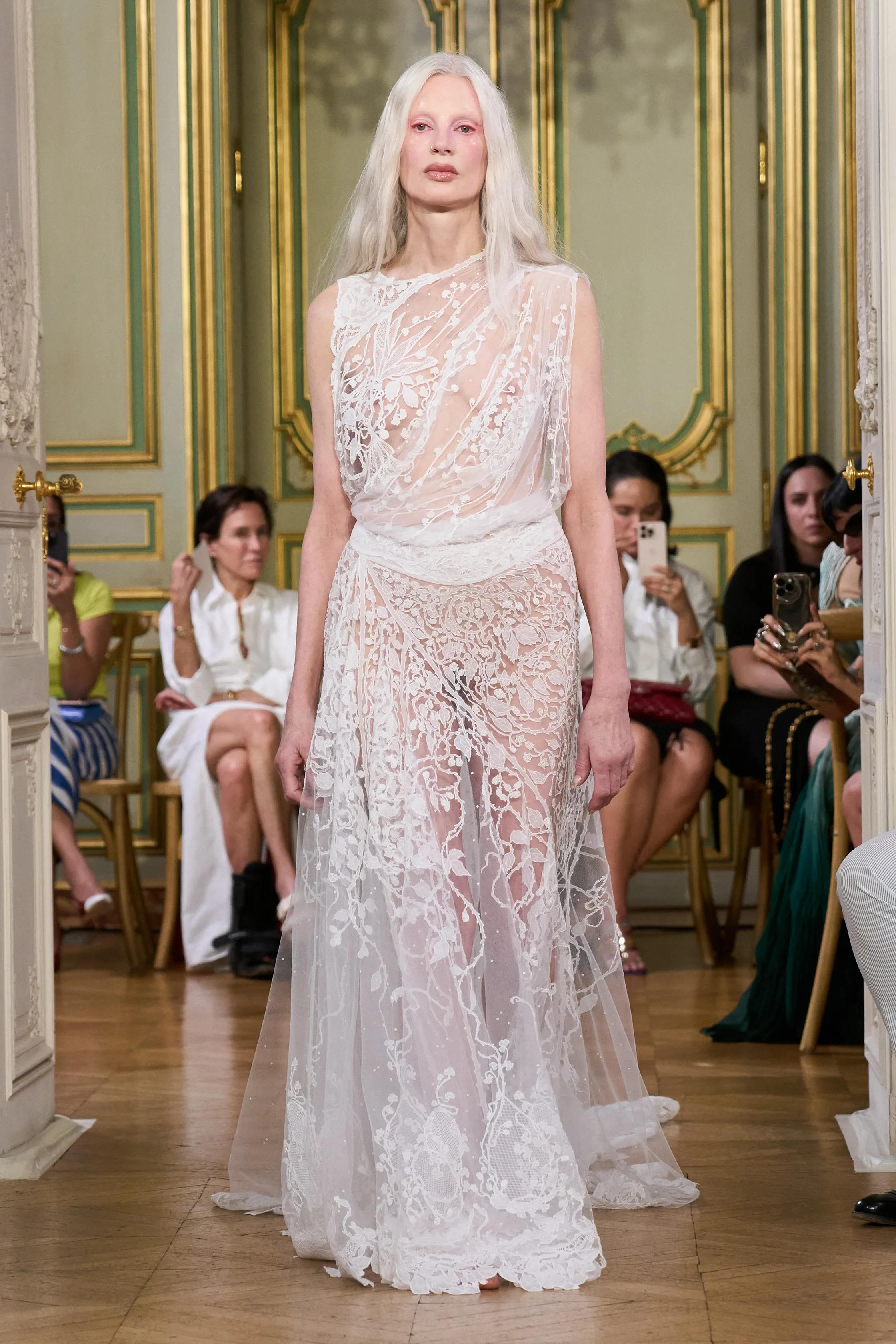 00028-standing-ground-fall-2026-couture-credit-gorunway.webp