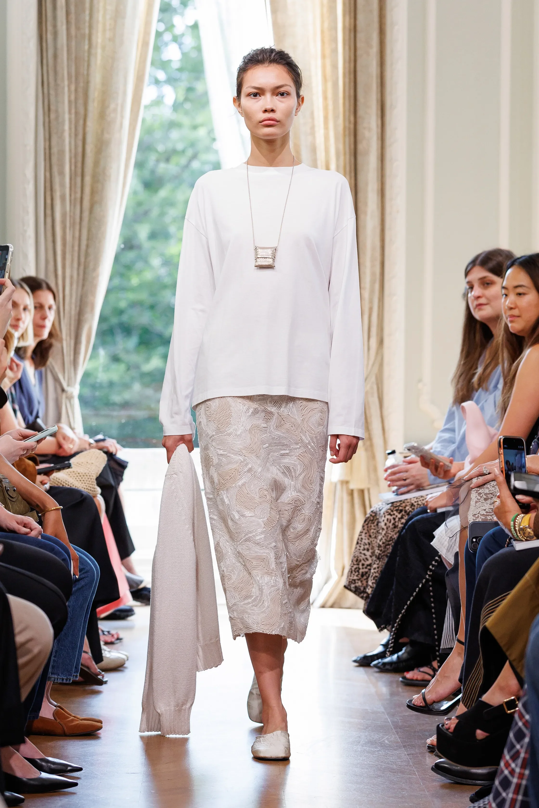 00017-kallmeyer-spring-2027-ready-to-wear-credit-brand.jpg.webp