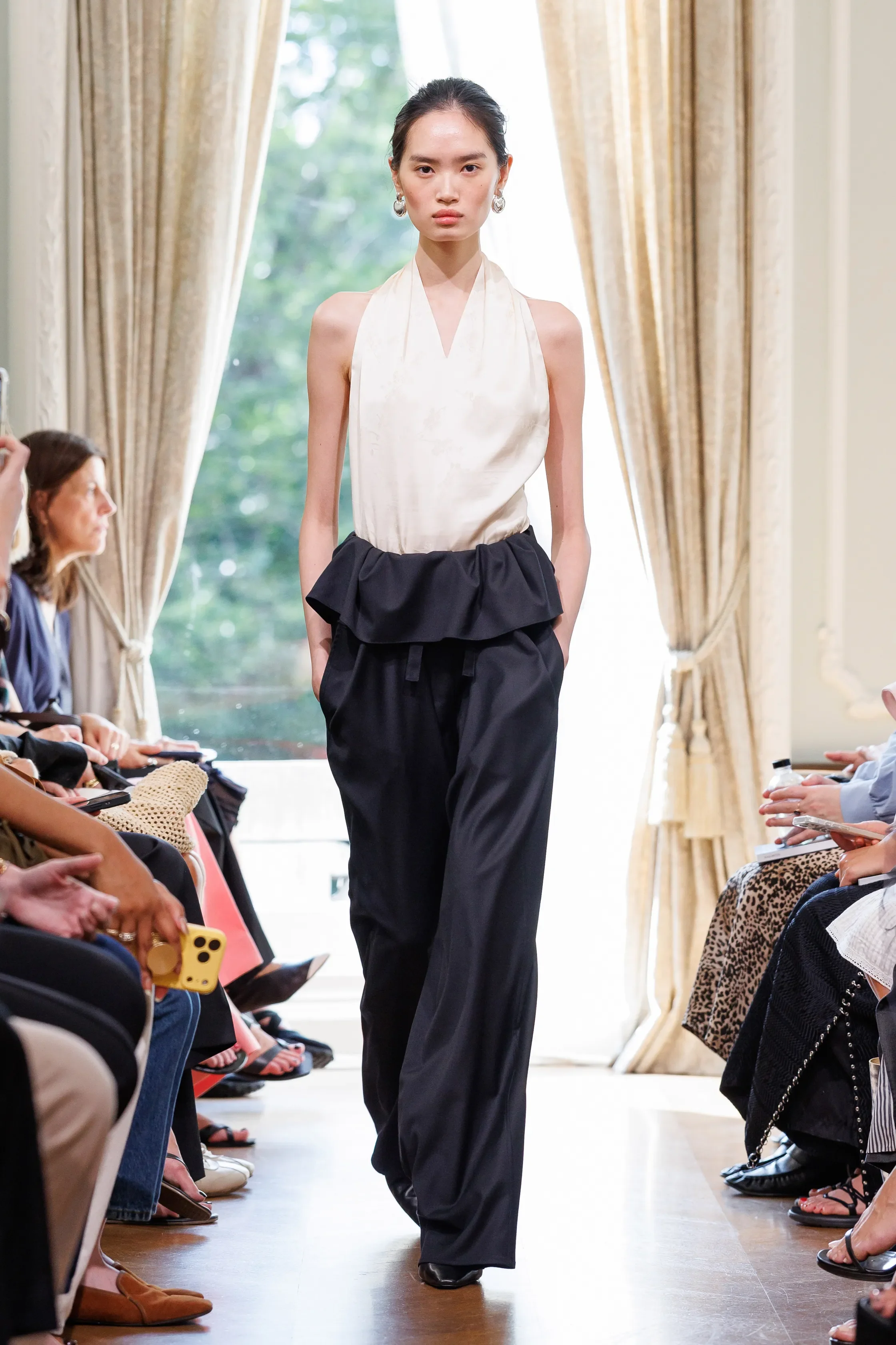 00026-kallmeyer-spring-2027-ready-to-wear-credit-brand.jpg.webp