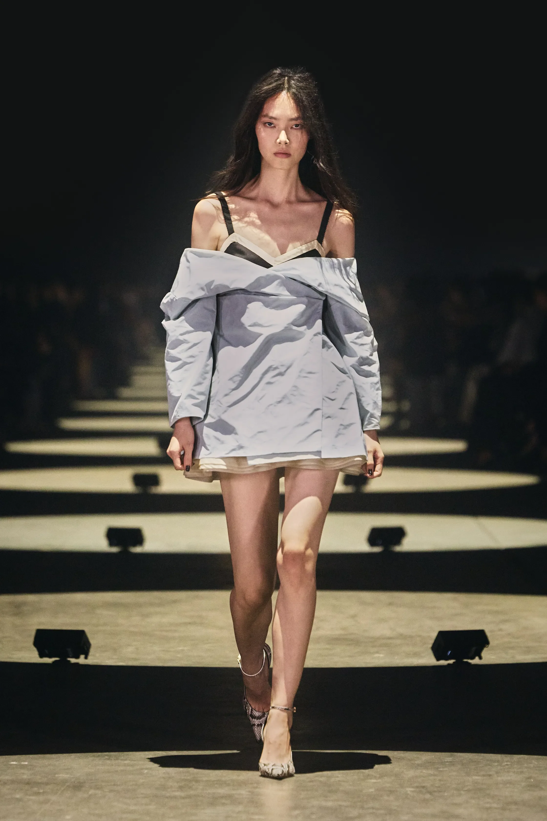 00013-khaite-spring-2027-ready-to-wear-credit-brand.jpg.webp