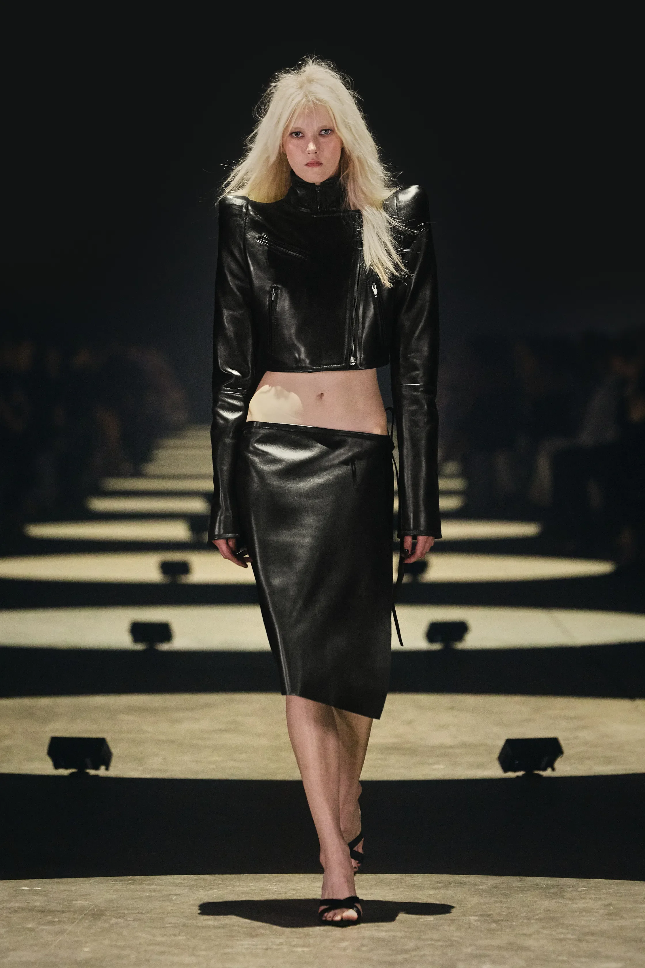 00043-khaite-spring-2027-ready-to-wear-credit-brand.jpg.webp