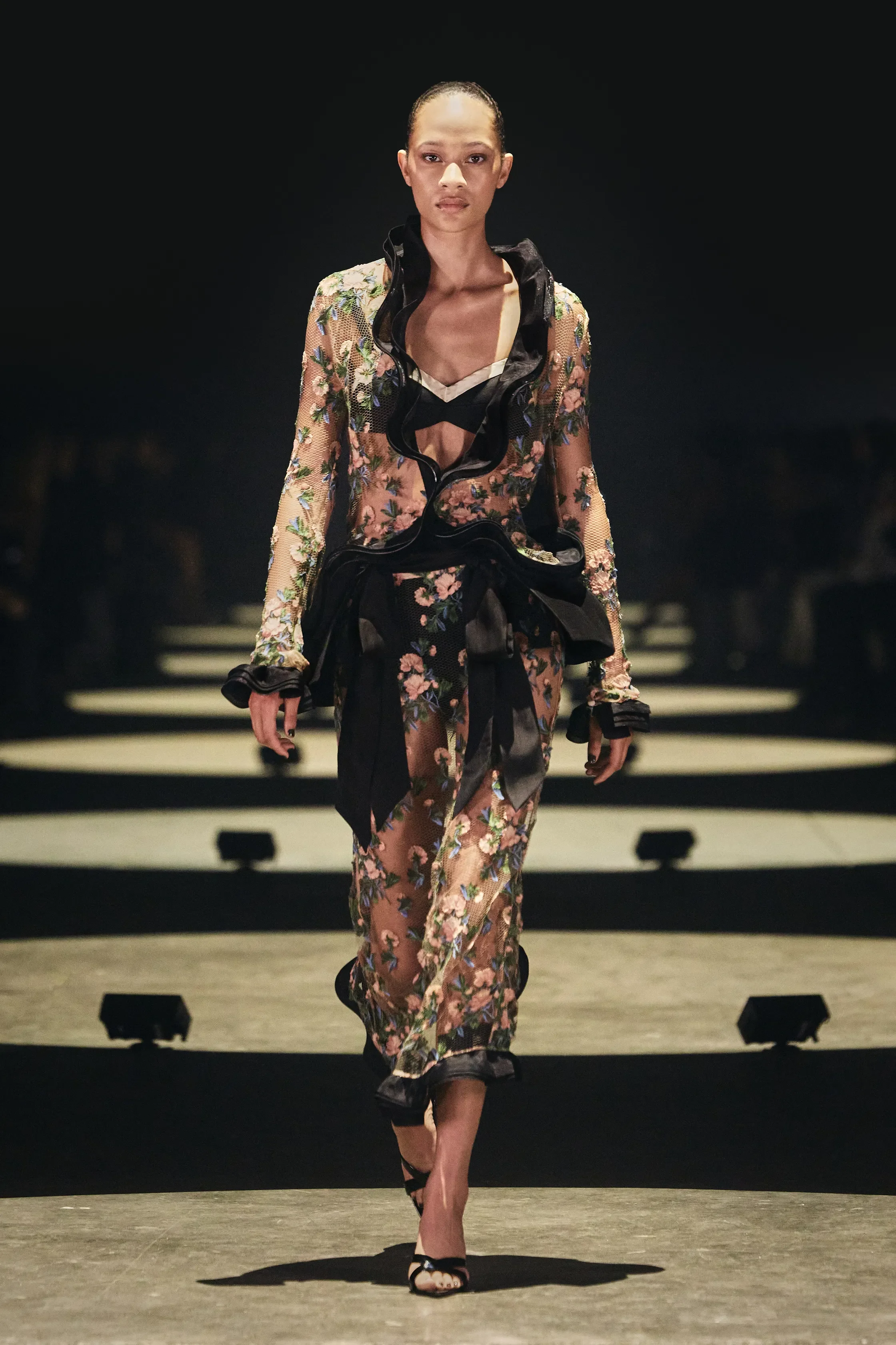 00045-khaite-spring-2027-ready-to-wear-credit-brand.jpg.webp