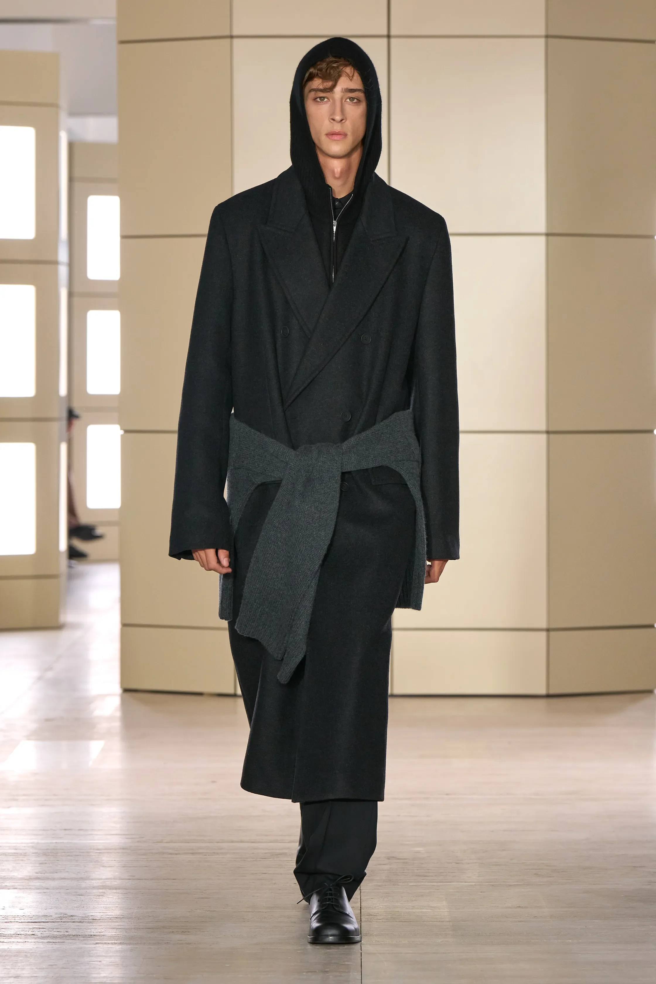00006-cos-fall-2026-ready-to-wear-credit-gorunway.jpg.webp