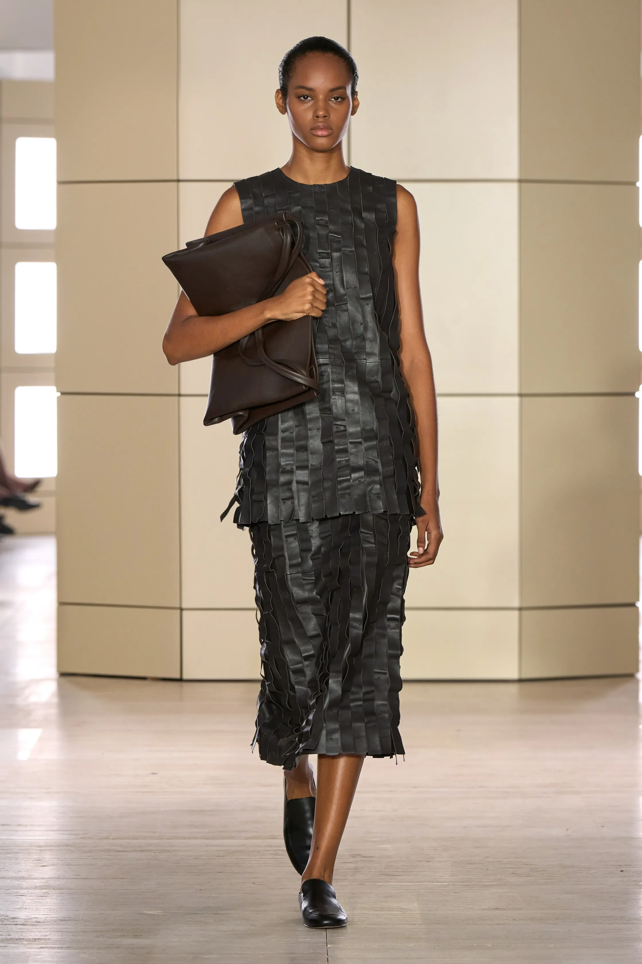 00018-cos-fall-2026-ready-to-wear-credit-gorunway.jpg.webp