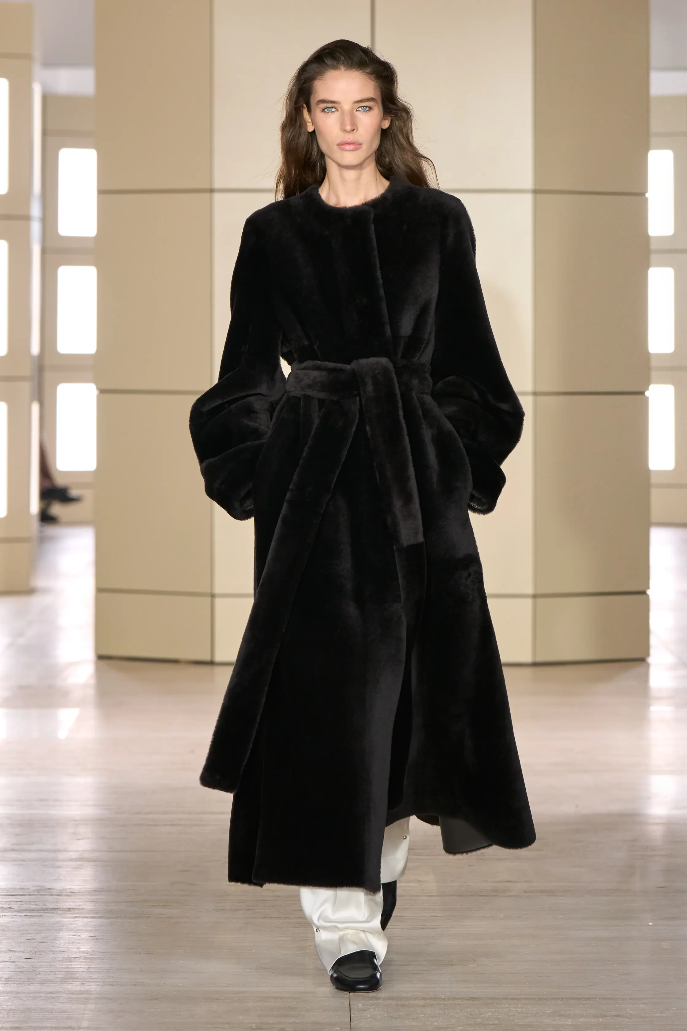 00047-cos-fall-2026-ready-to-wear-credit-gorunway.jpg.webp