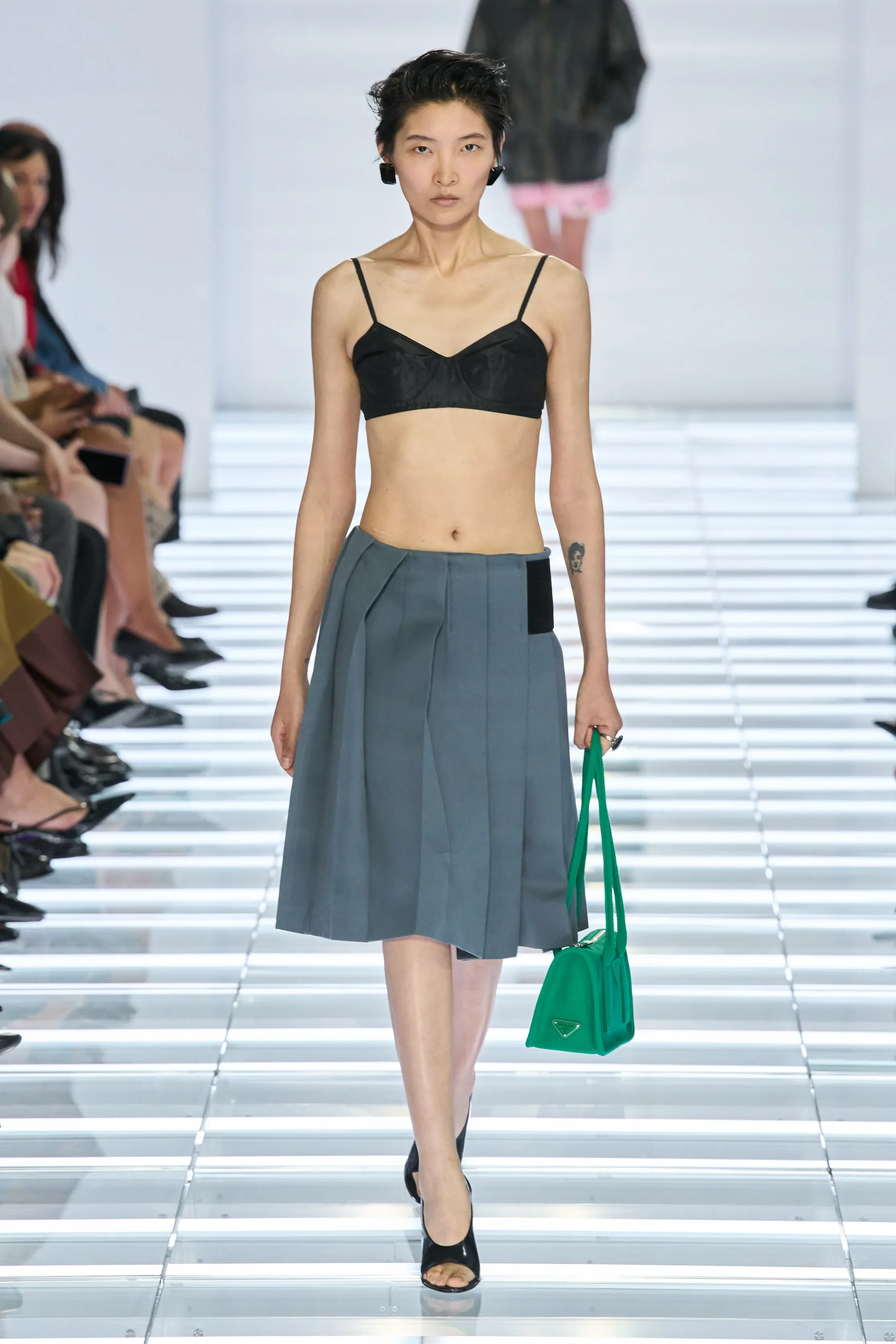 00004-prada-spring-2027-ready-to-wear-credit-gorunway.jpg.webp