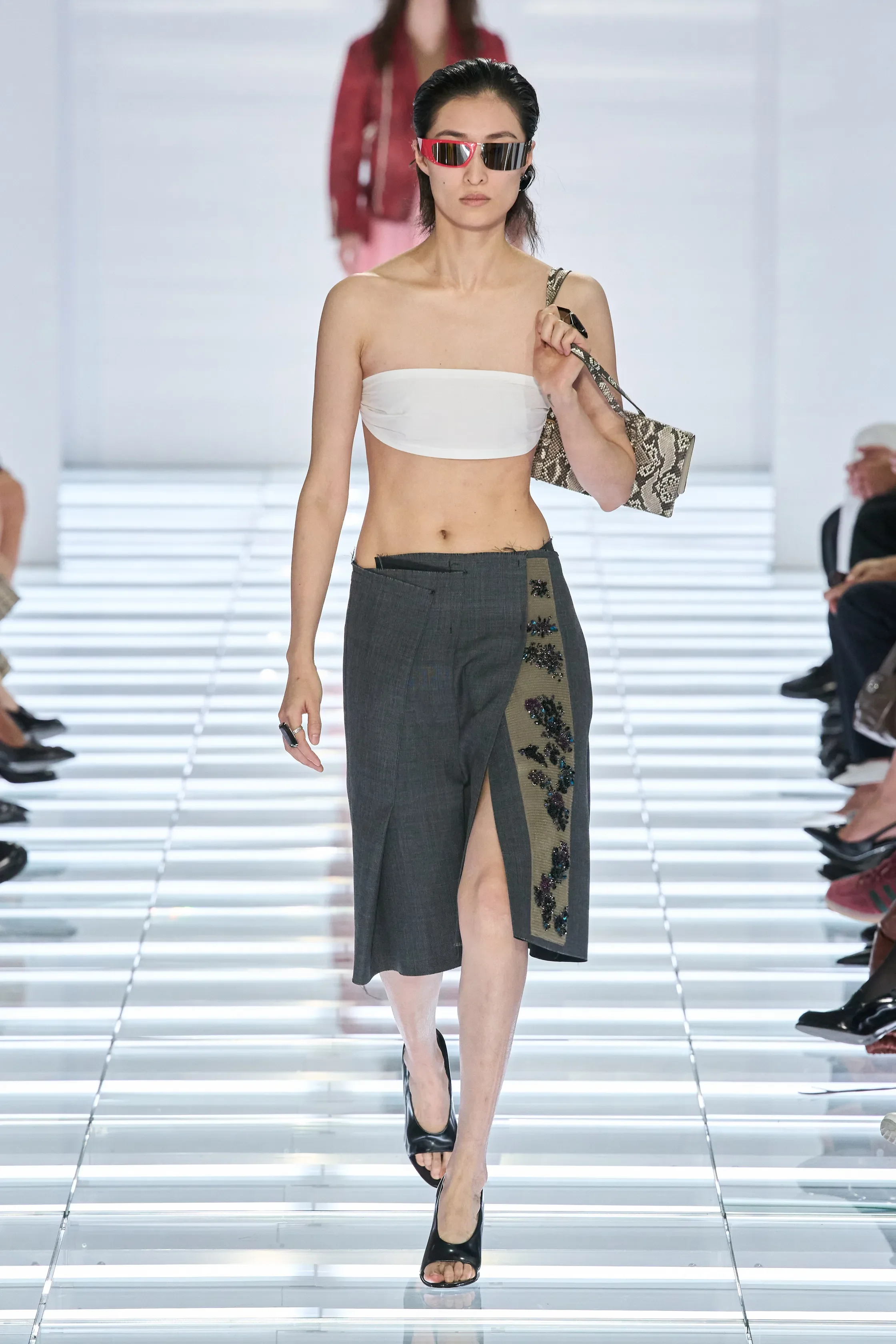 00016-prada-spring-2027-ready-to-wear-credit-gorunway.jpg.webp