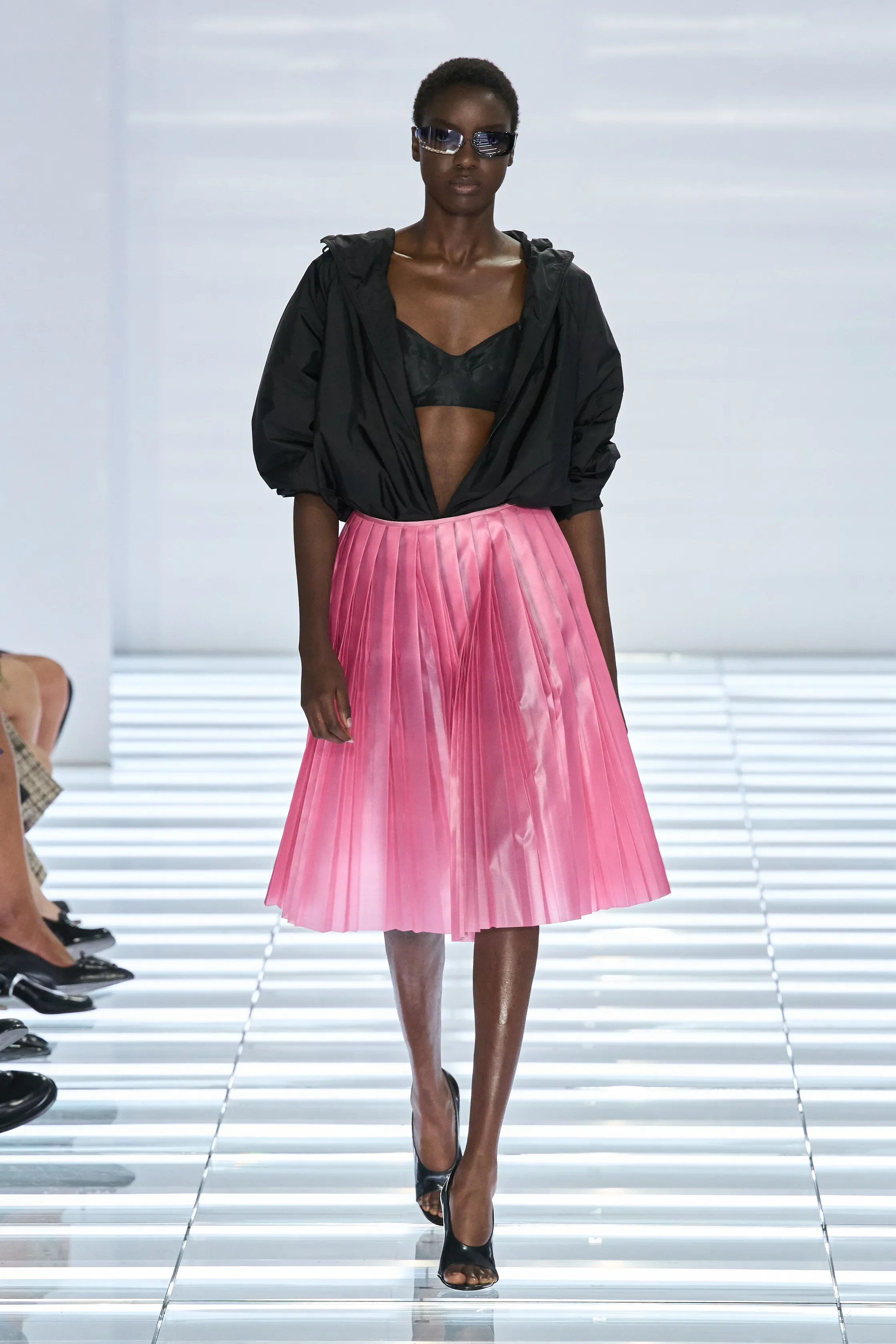 00047-prada-spring-2027-ready-to-wear-credit-gorunway.jpg.webp