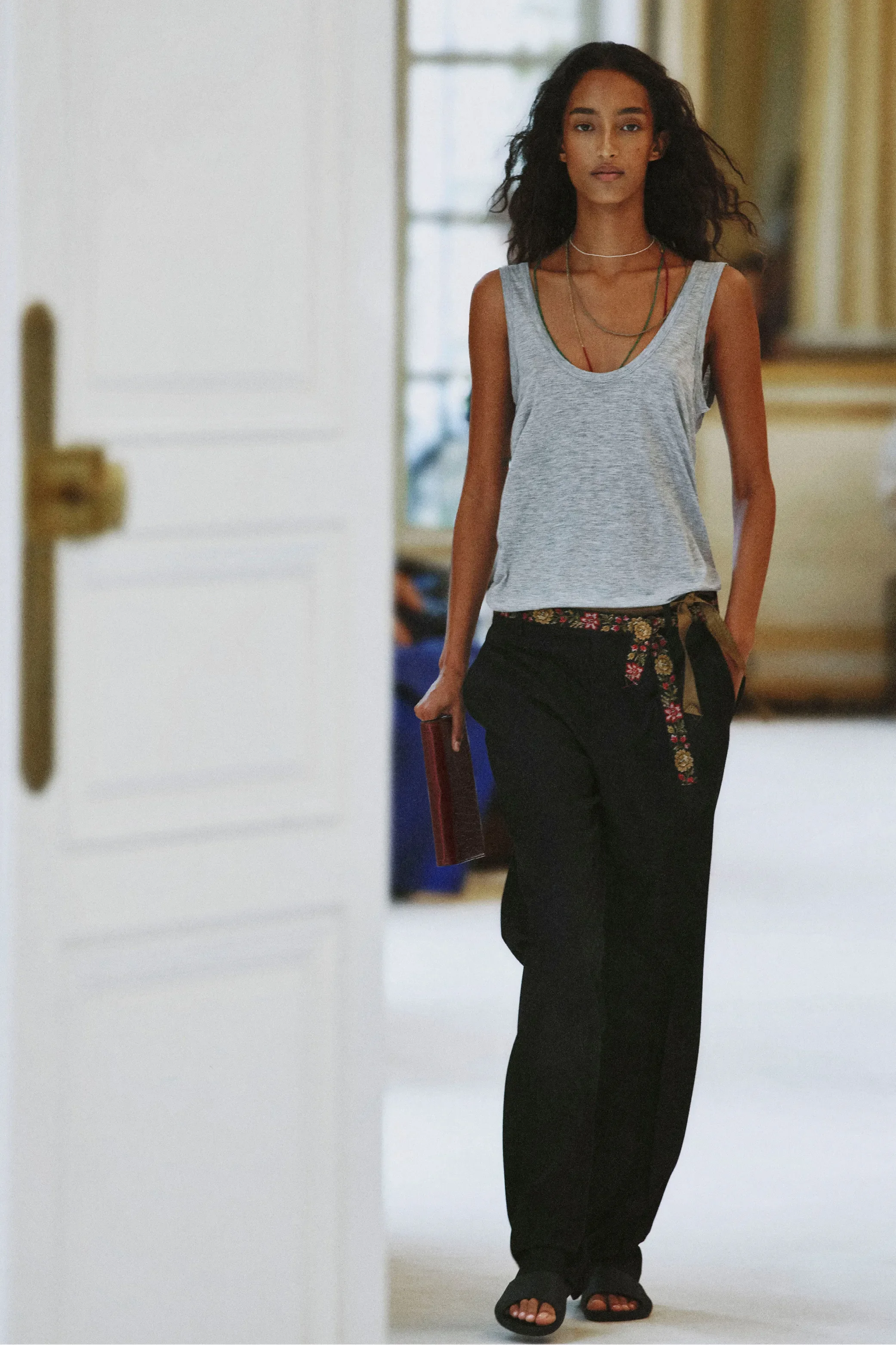00001-the-row-spring-2027-ready-to-wear-credit-brand.jpg.webp