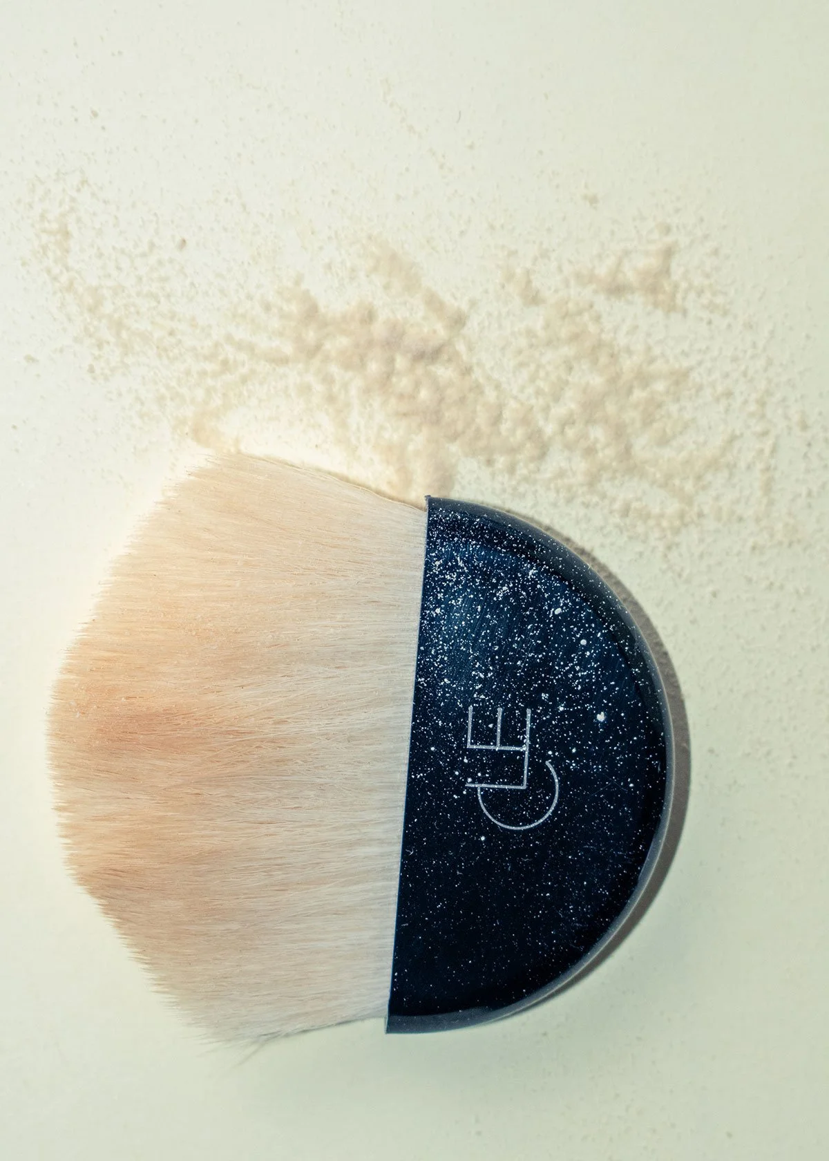 The Setting Powders That Don’t Look Like Powder