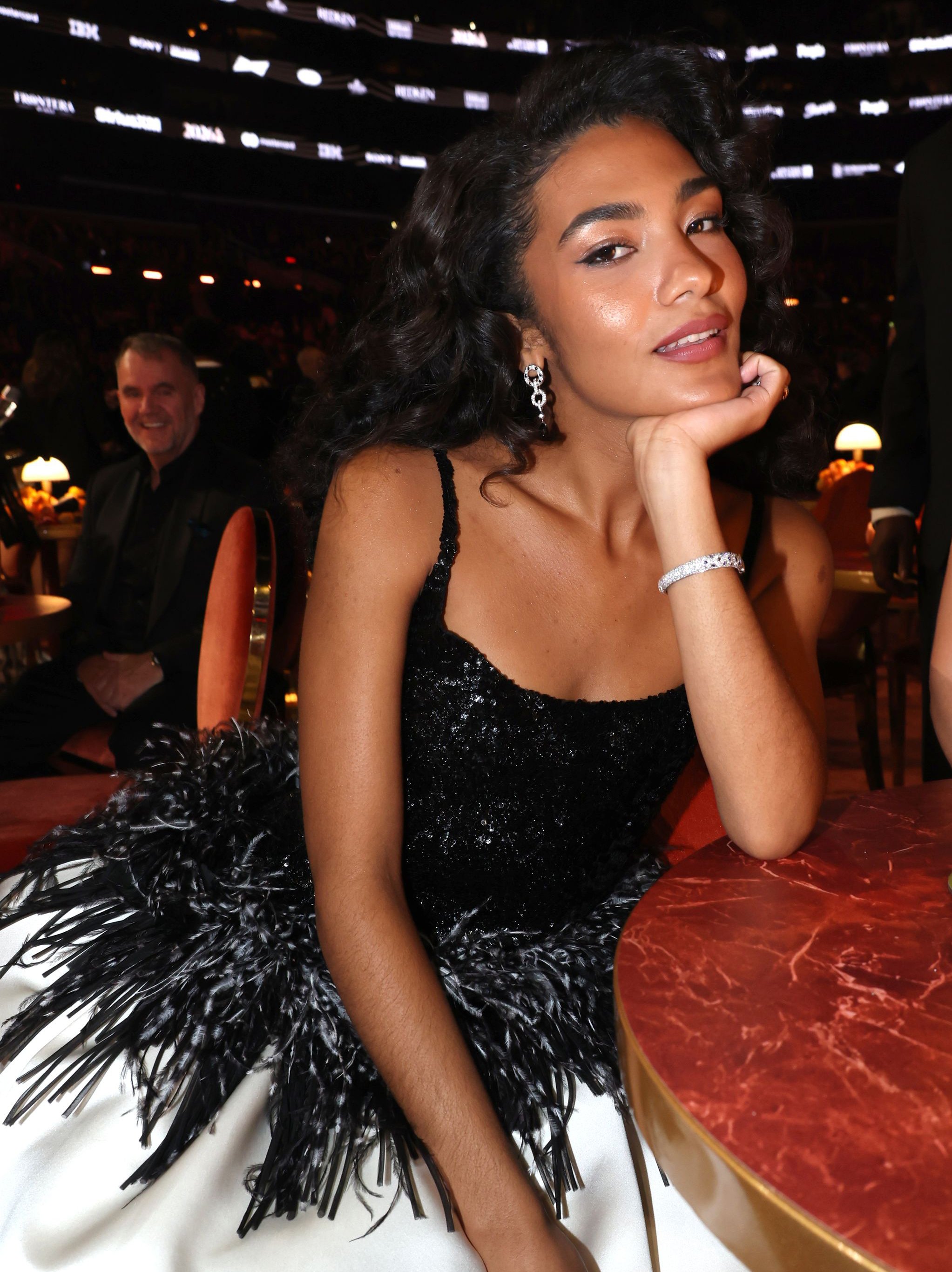 Inside Olivia Dean’s Effortlessly Glam Beauty Look at the 2026 Grammys