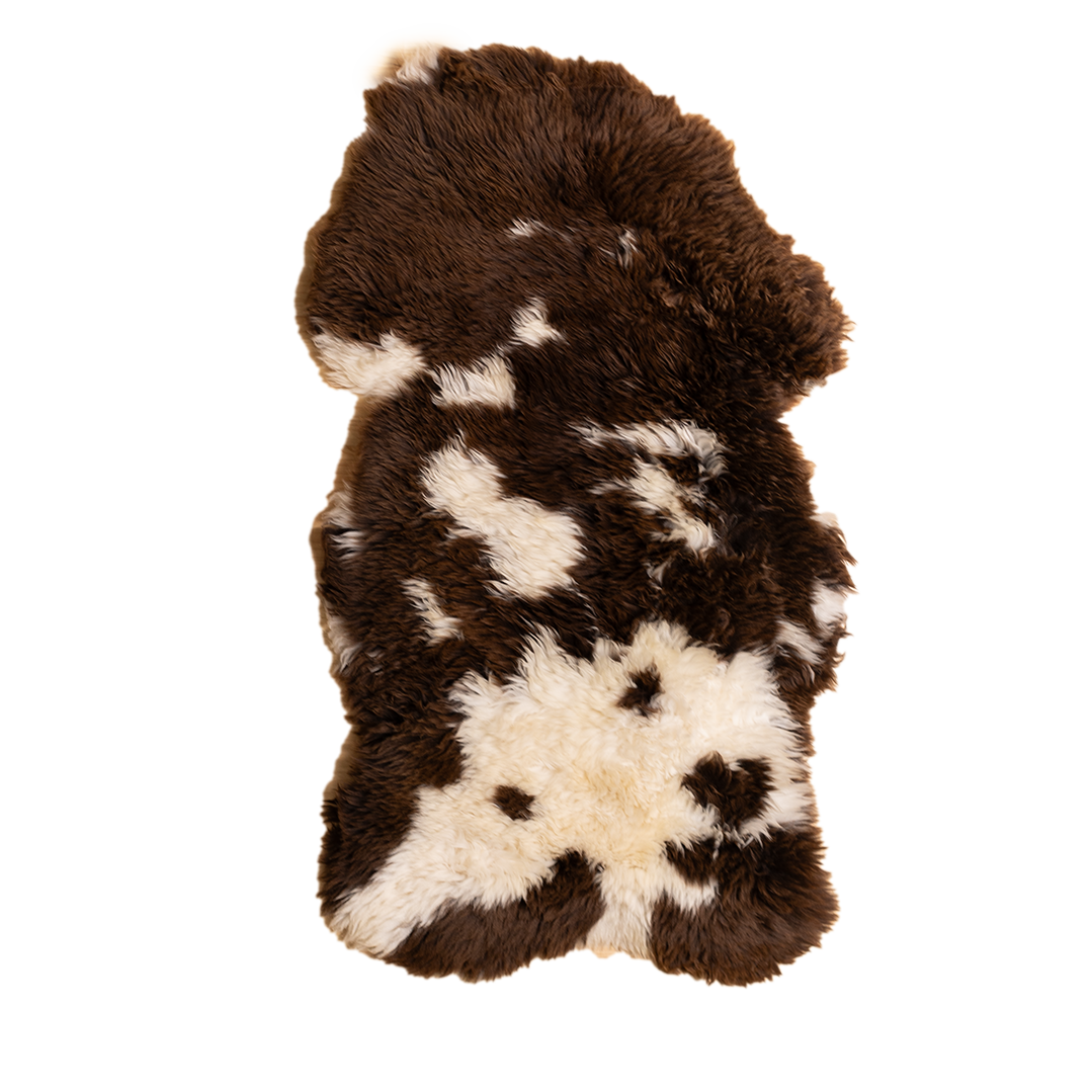PREORDER Spotted Sheepskin / 8-10 weeks fulfillment time