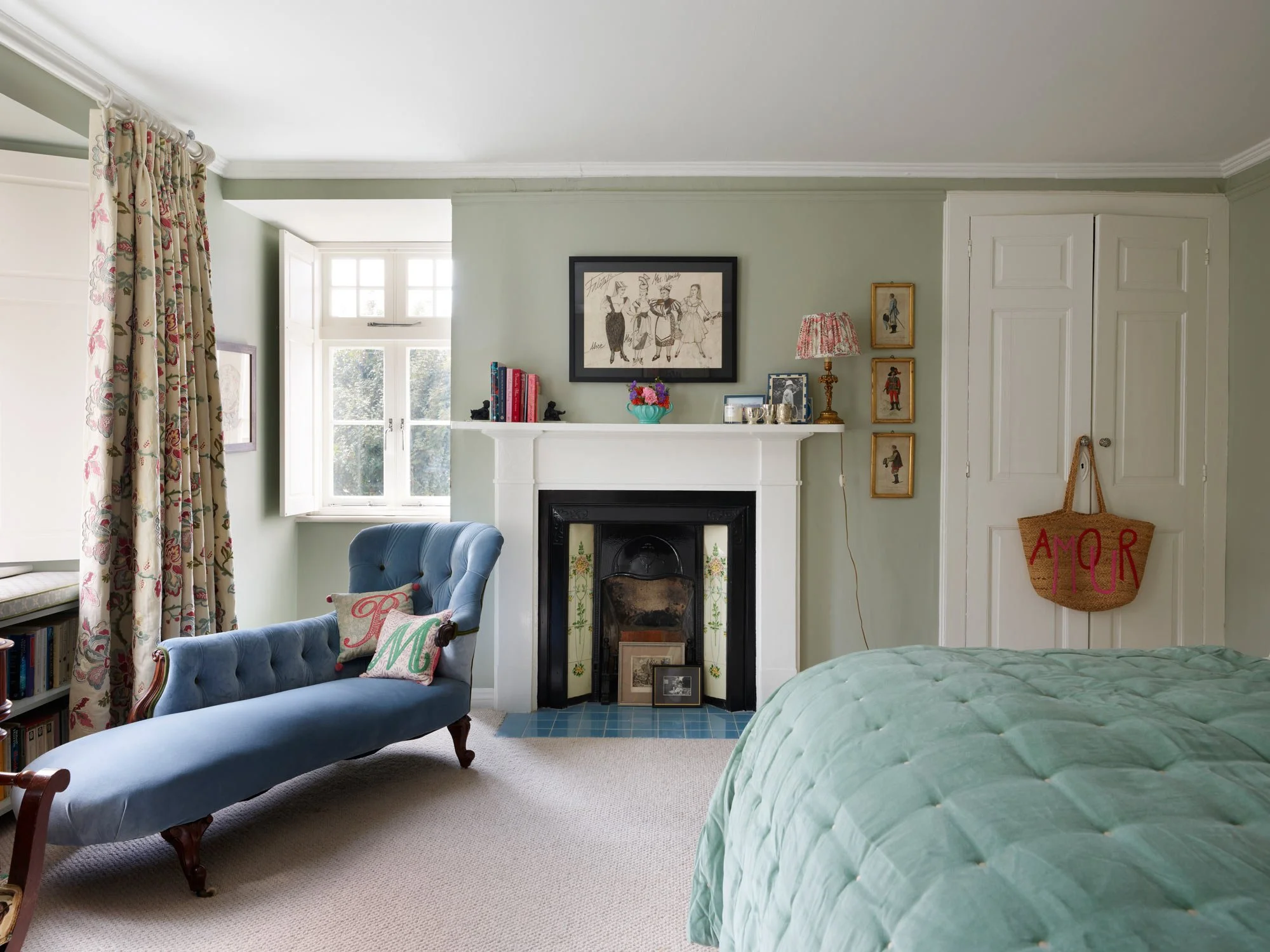 Emilia's-home99518v1a.jpg