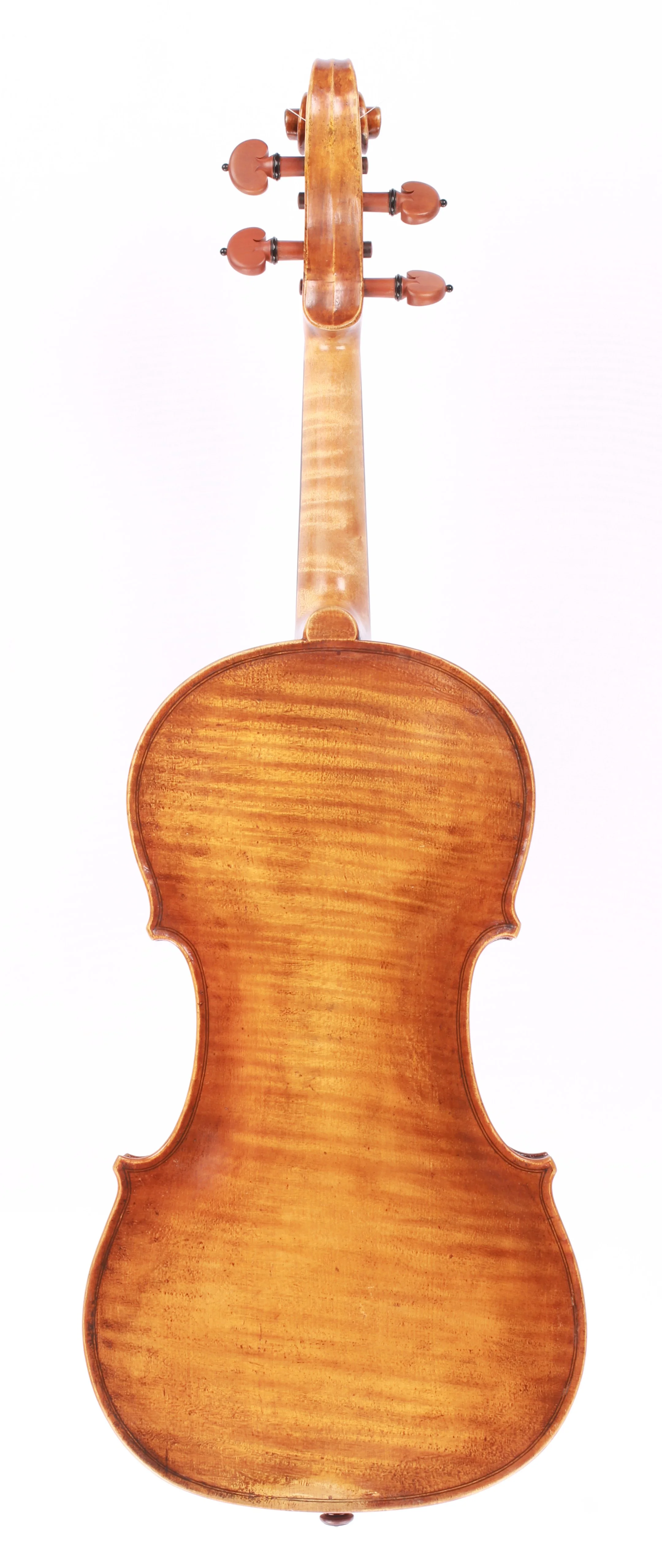C8920_back.JPG