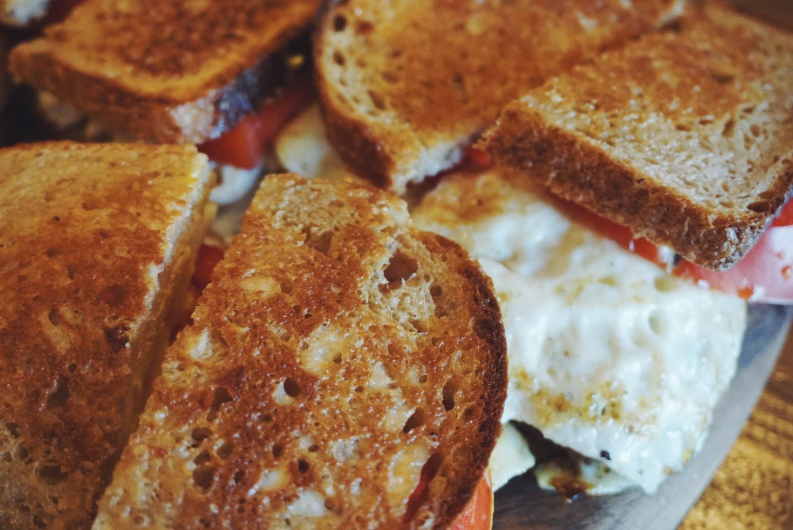 Yummy Egg & Cheese Sandwiches