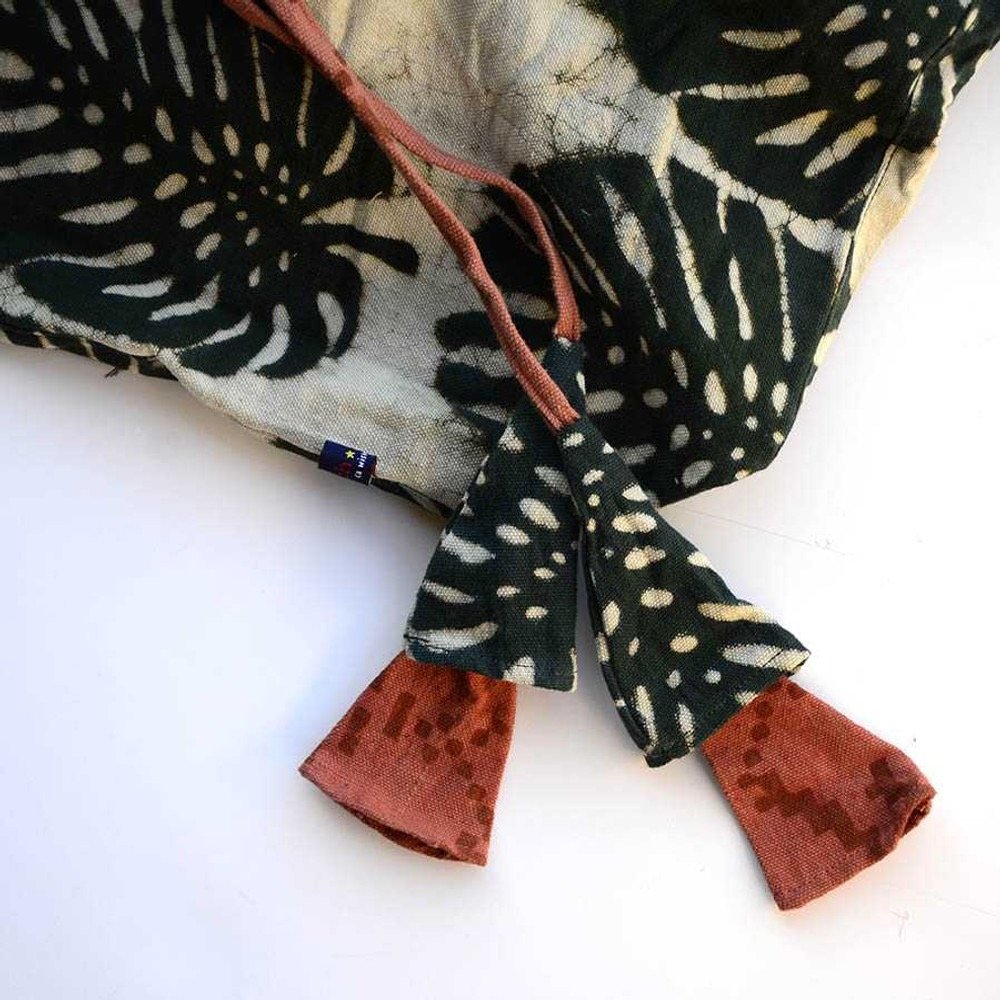 green_natural_dye_fabric_bag__57046_9953__21677.jpeg