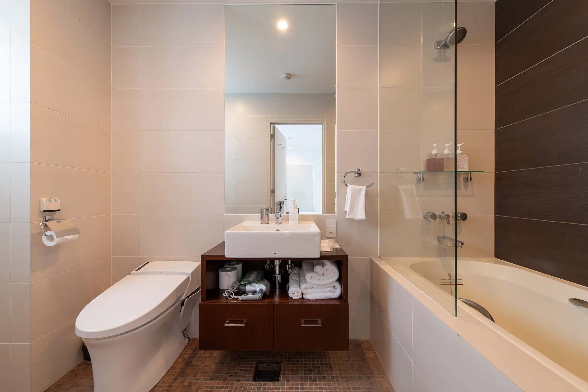 FW_22_Superior Studio.jpg