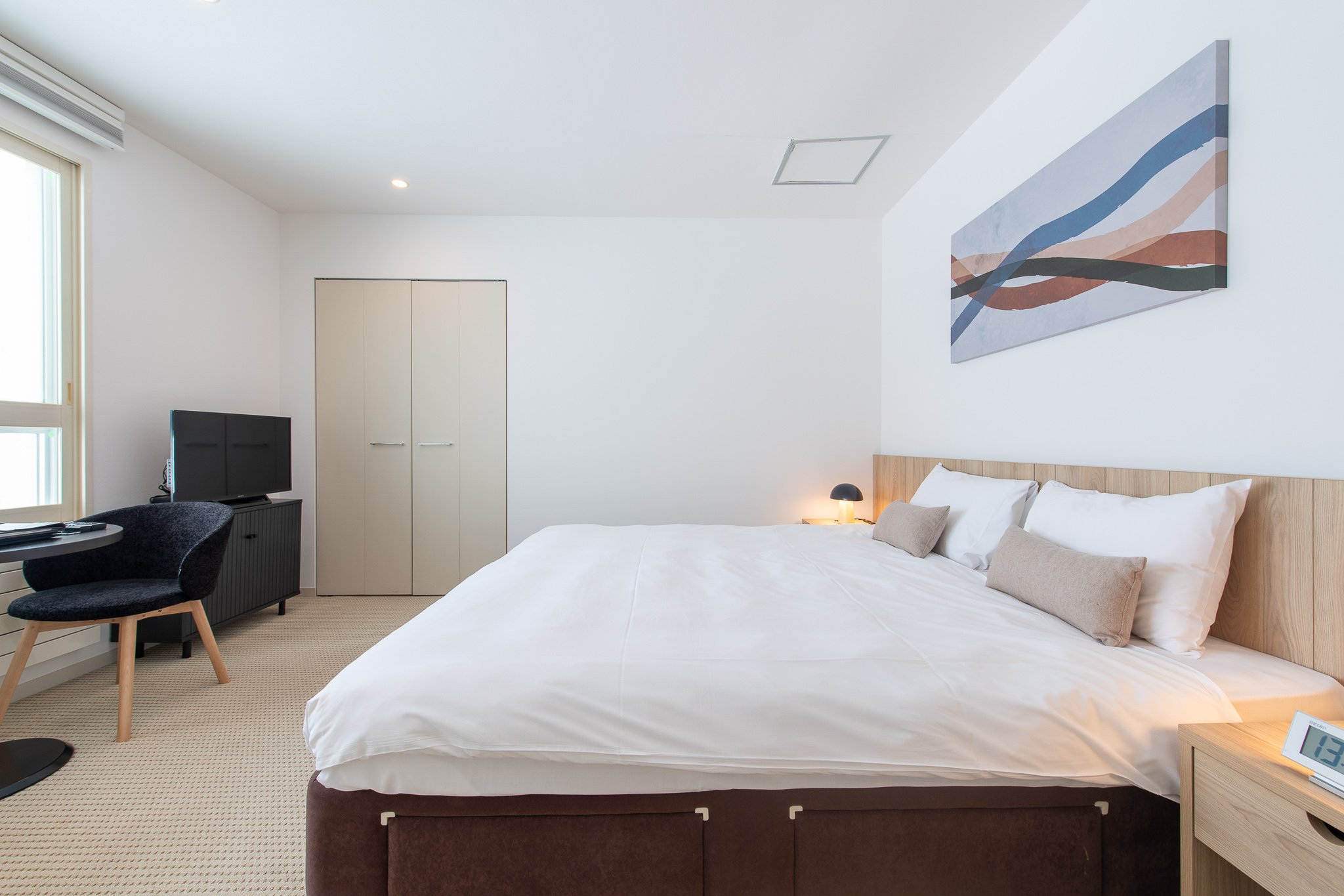 FW_16_2BR Suite .jpg