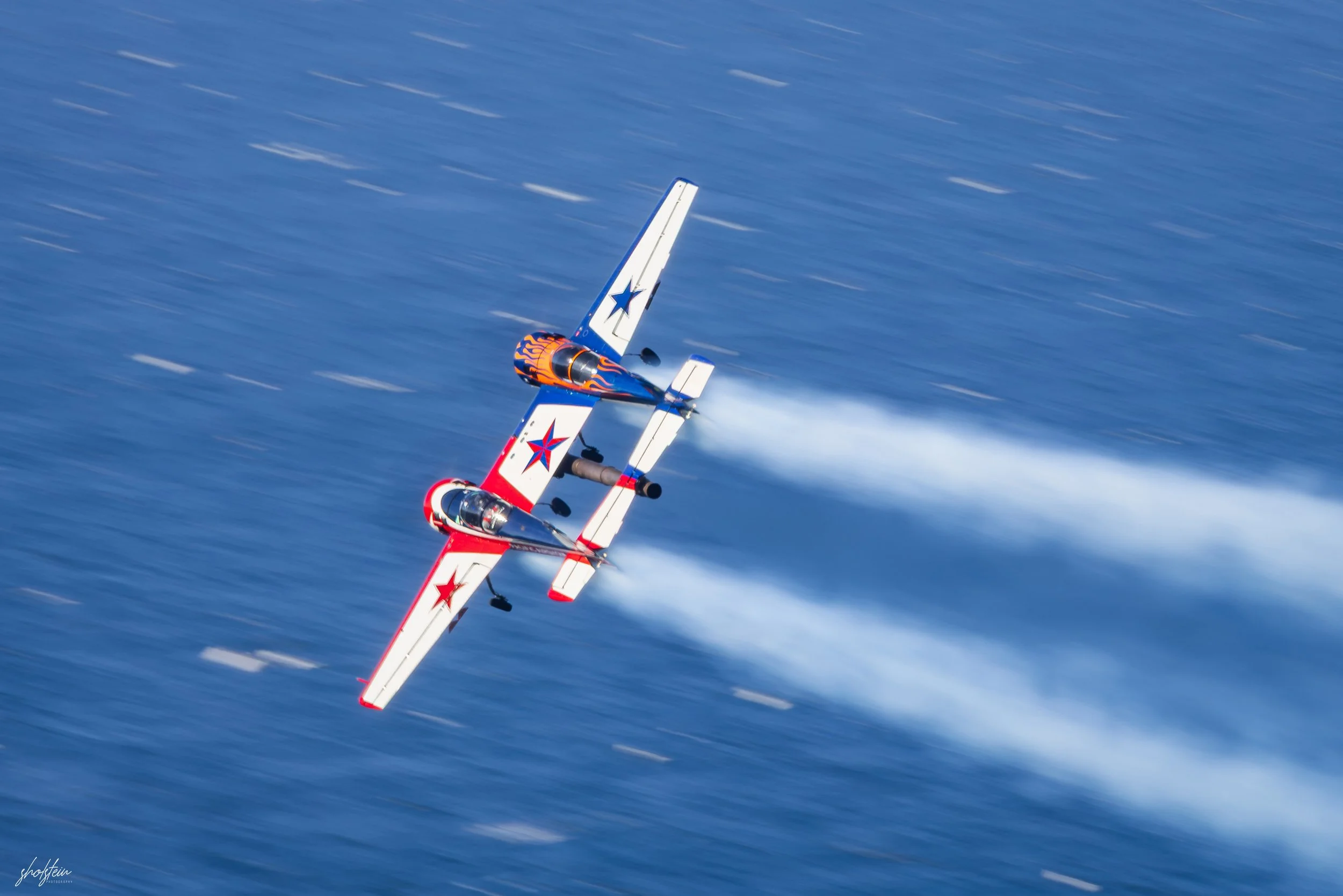 Pacific Airshow 14-8-26-1-105-l.jpg