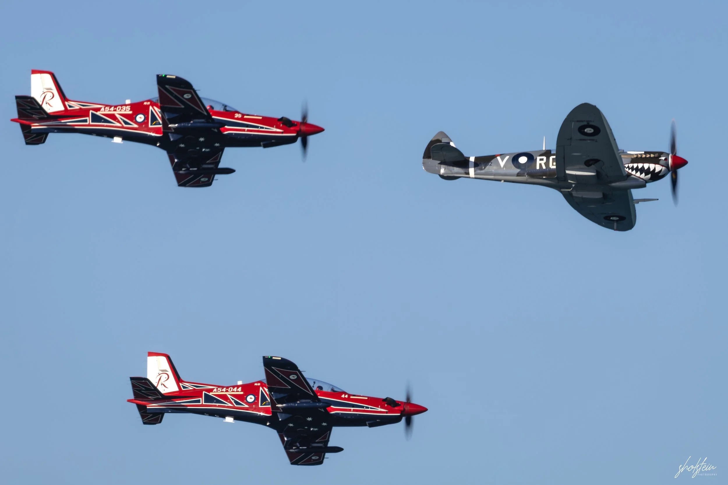 Pacific Airshow 14-8-26-1-114-l.jpg