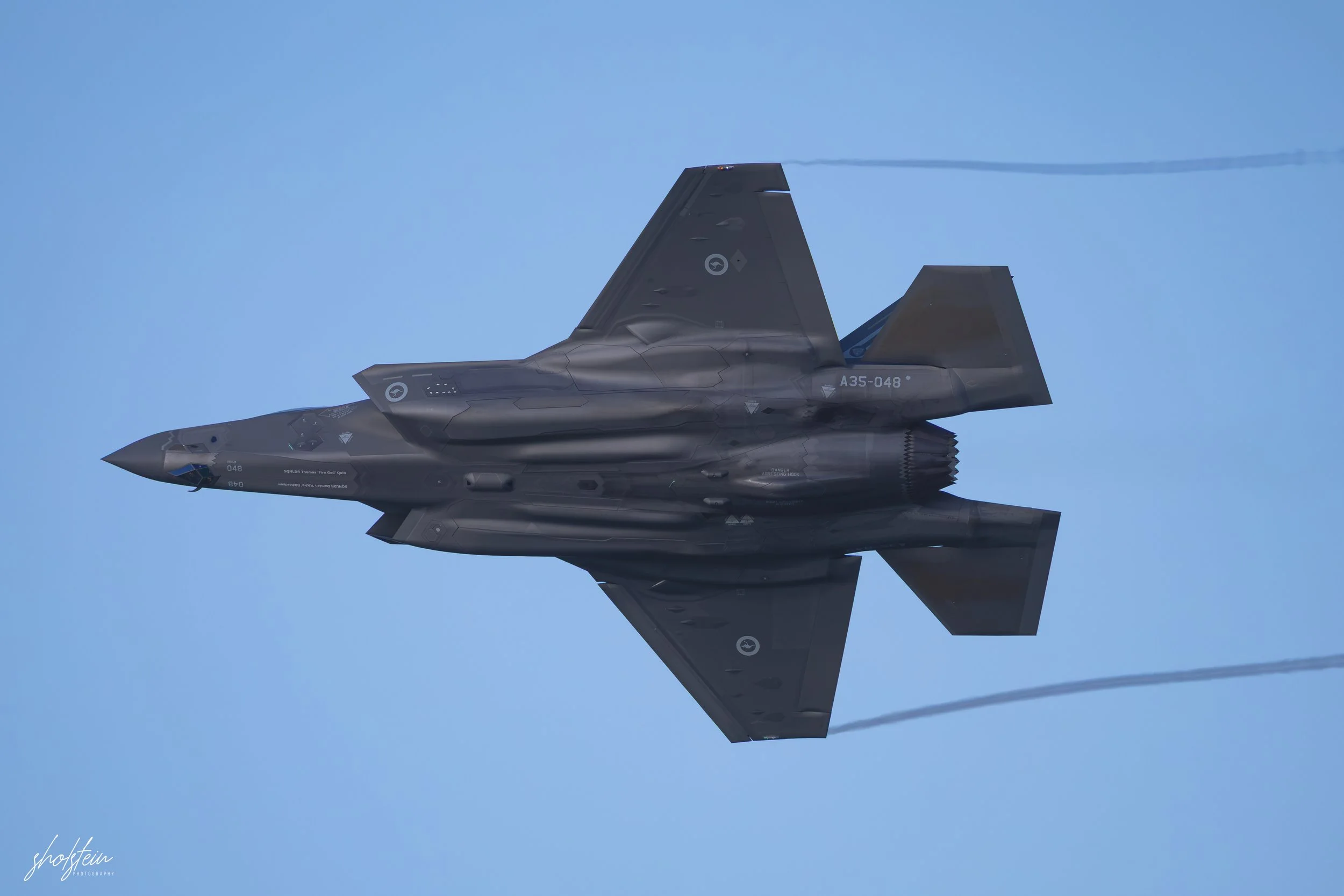 Pacific Airshow 16-8-26p2-1-110-l.jpg