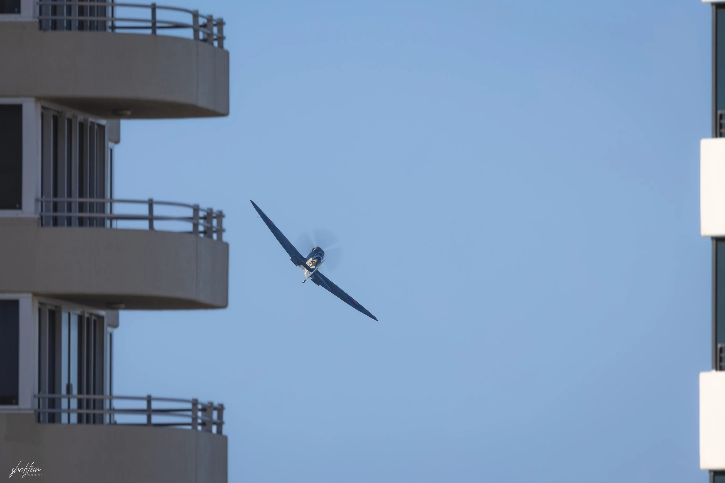 Pacific Airshow 14-8-26-1-136-l.jpg