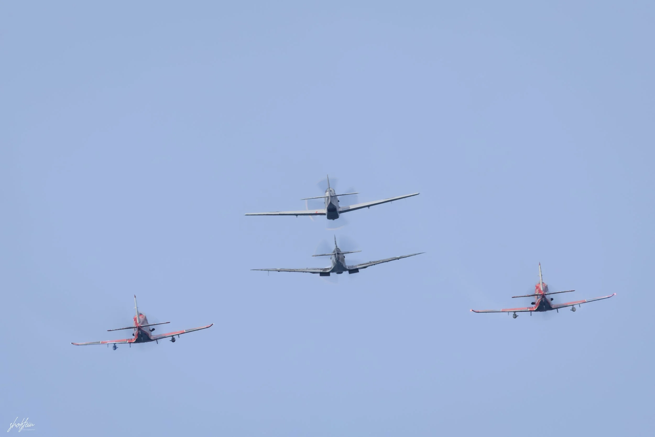 Pacific Airshow 16-8-26p1-1-109-l.jpg